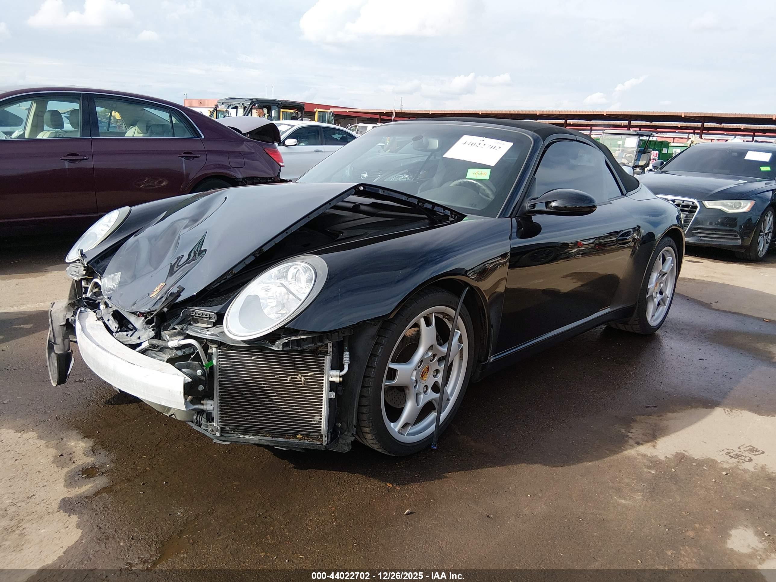 PORSCHE 911 image 2