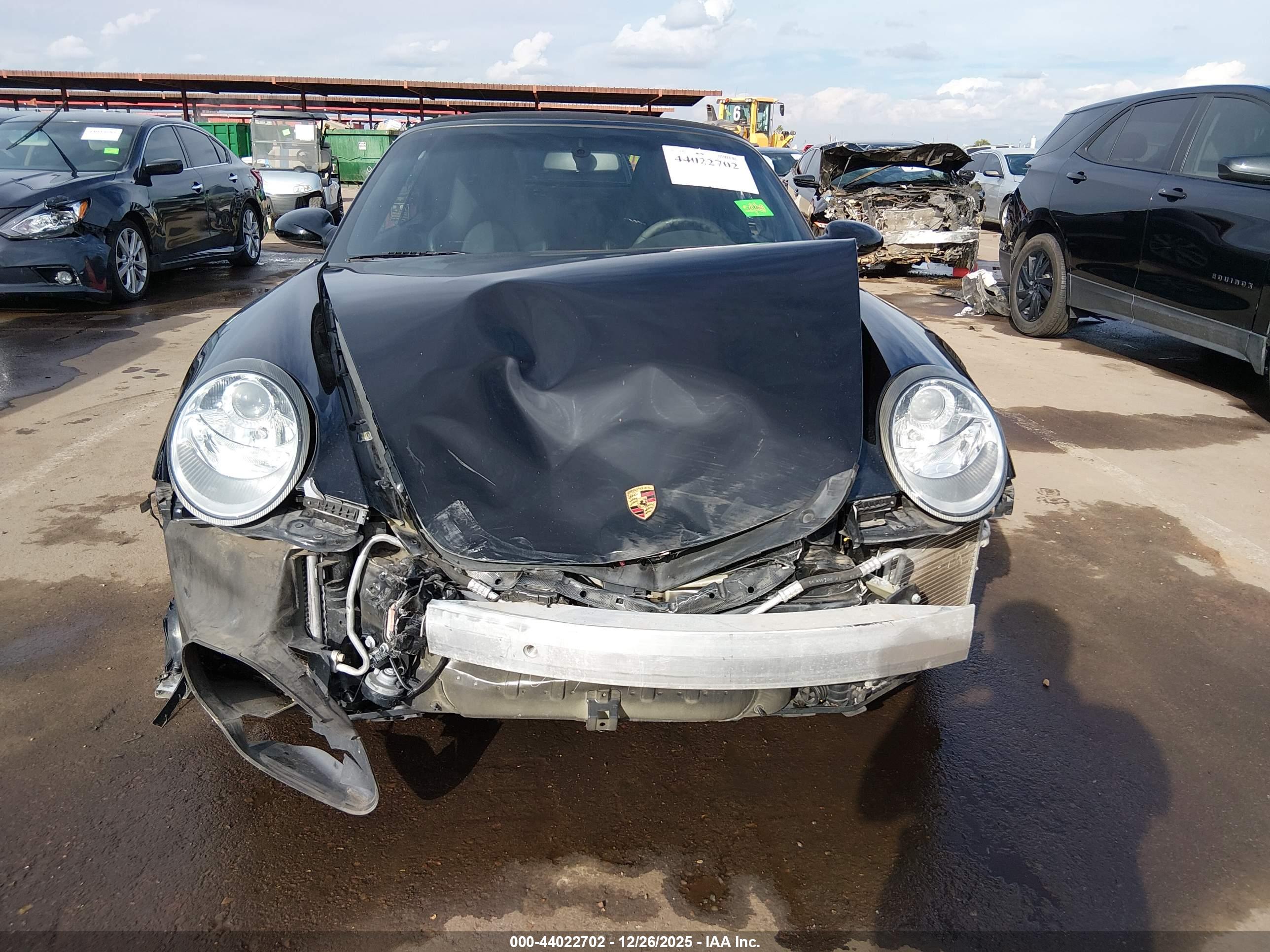 PORSCHE 911 image 6