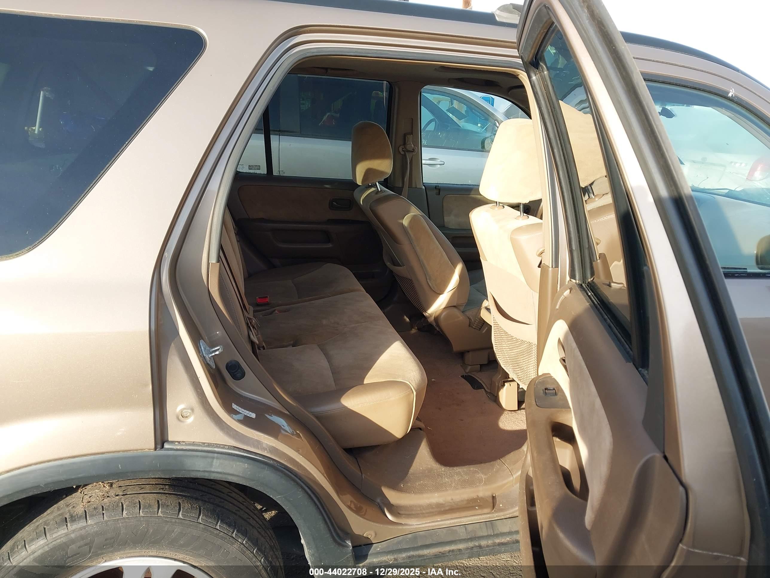 HONDA CR-V image 8
