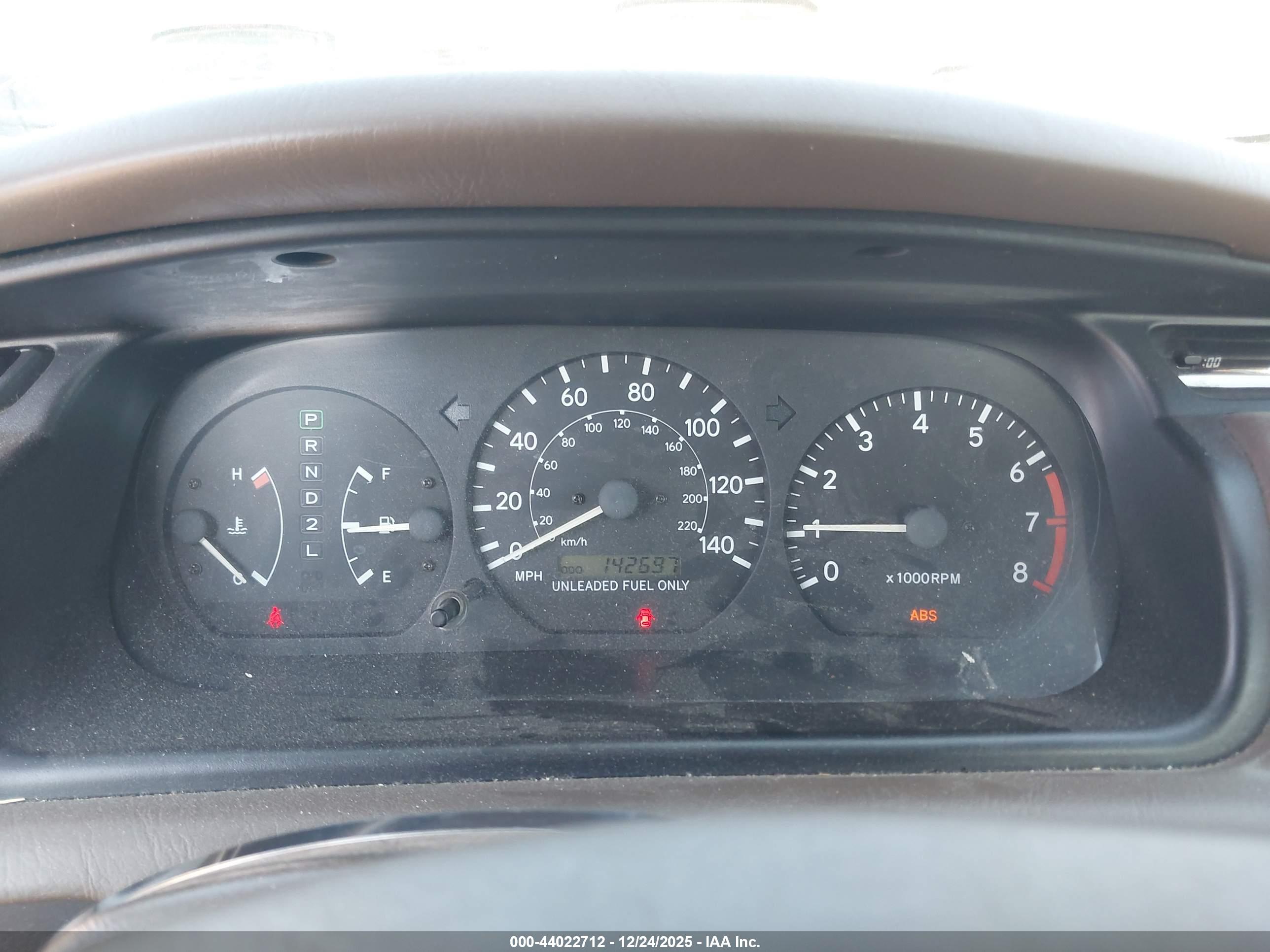 TOYOTA CAMRY image 7