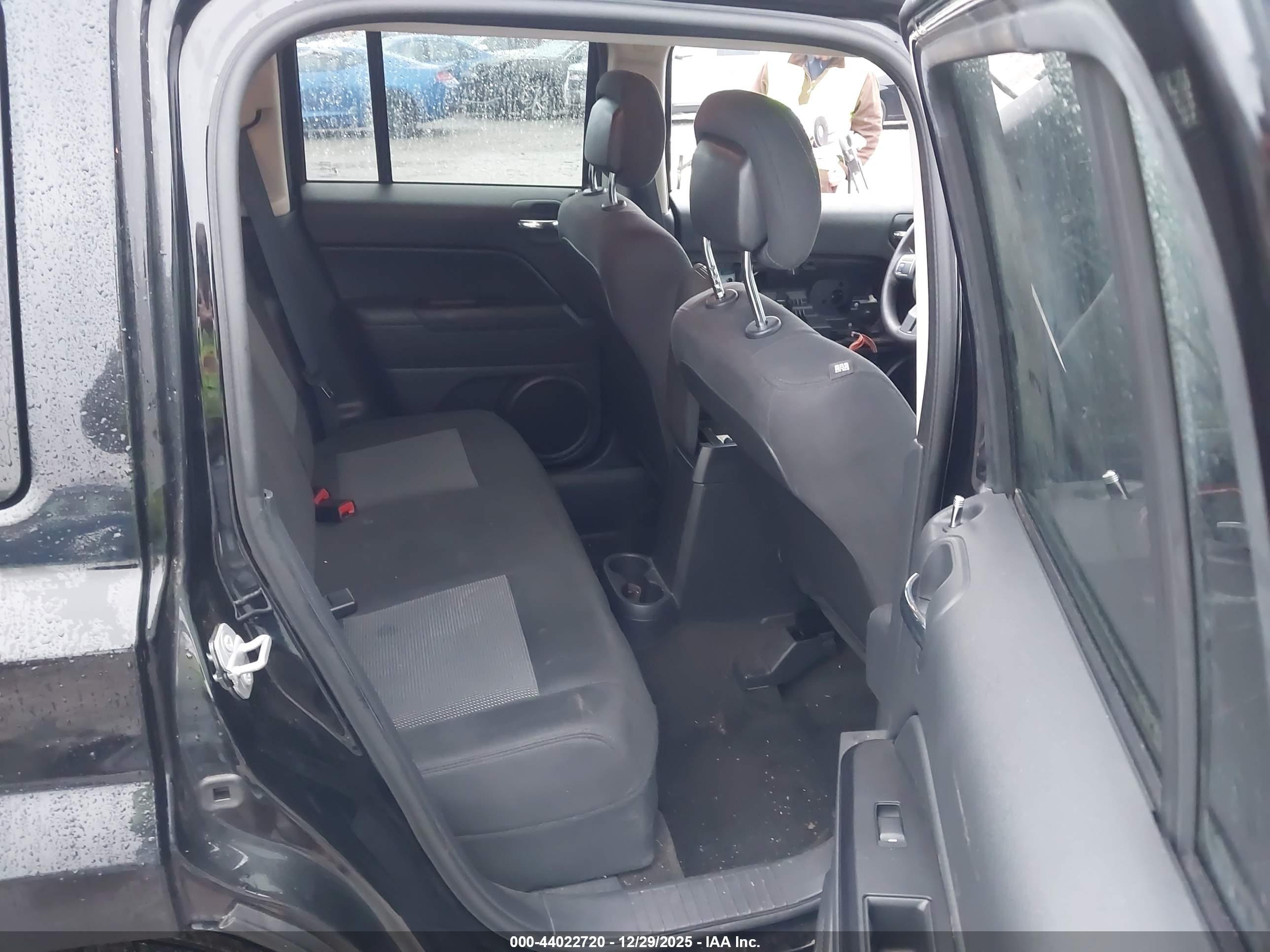 JEEP PATRIOT image 8