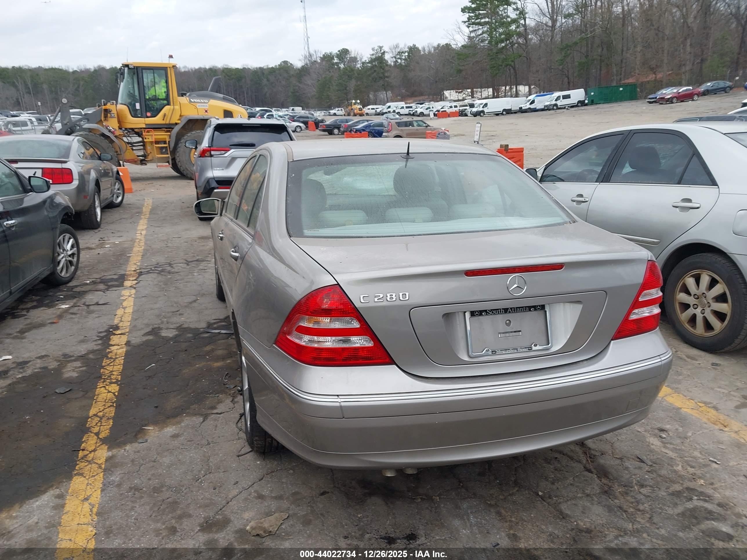 MERCEDES-BENZ C image 3