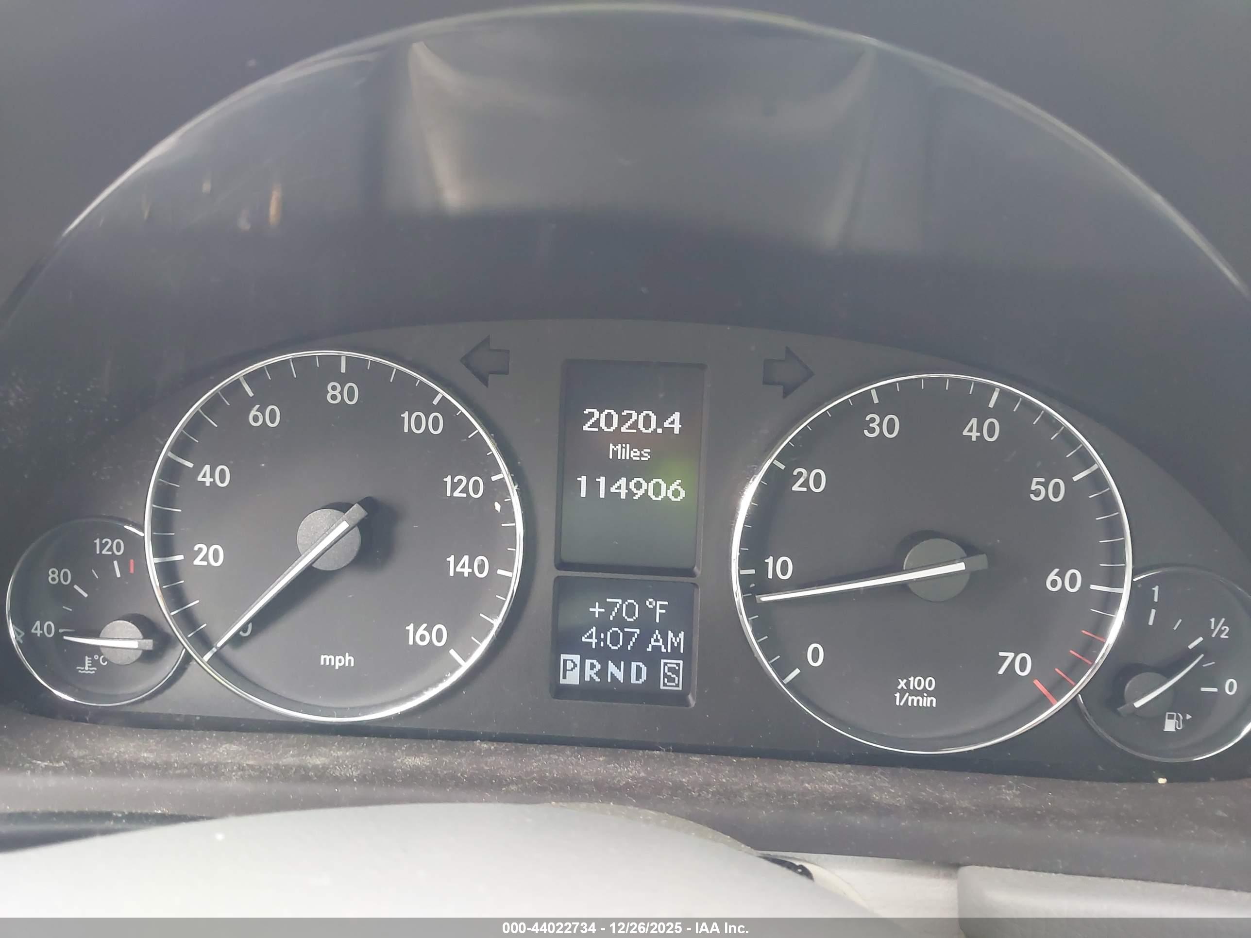 MERCEDES-BENZ C image 7