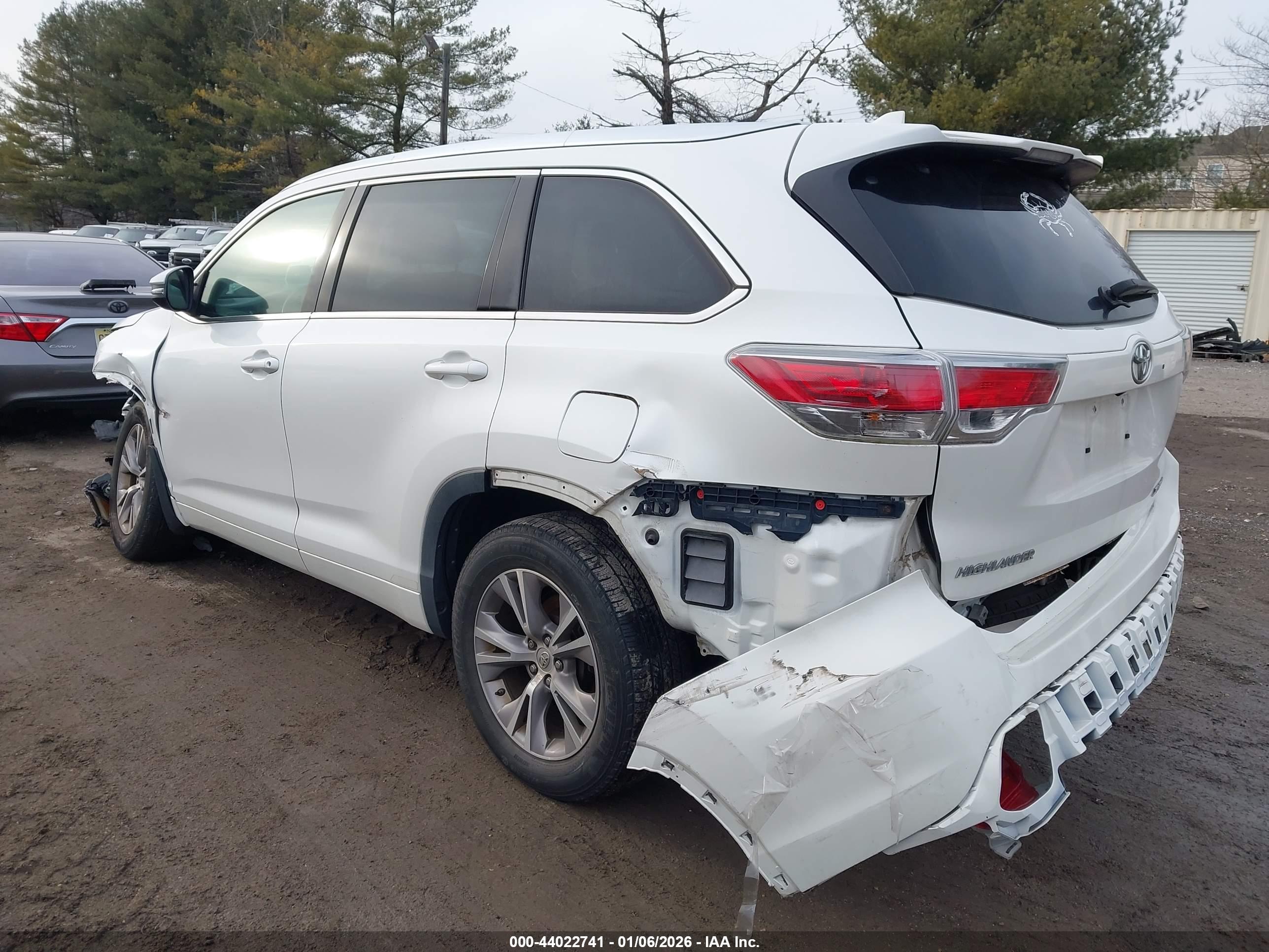 TOYOTA HIGHLANDER image 3