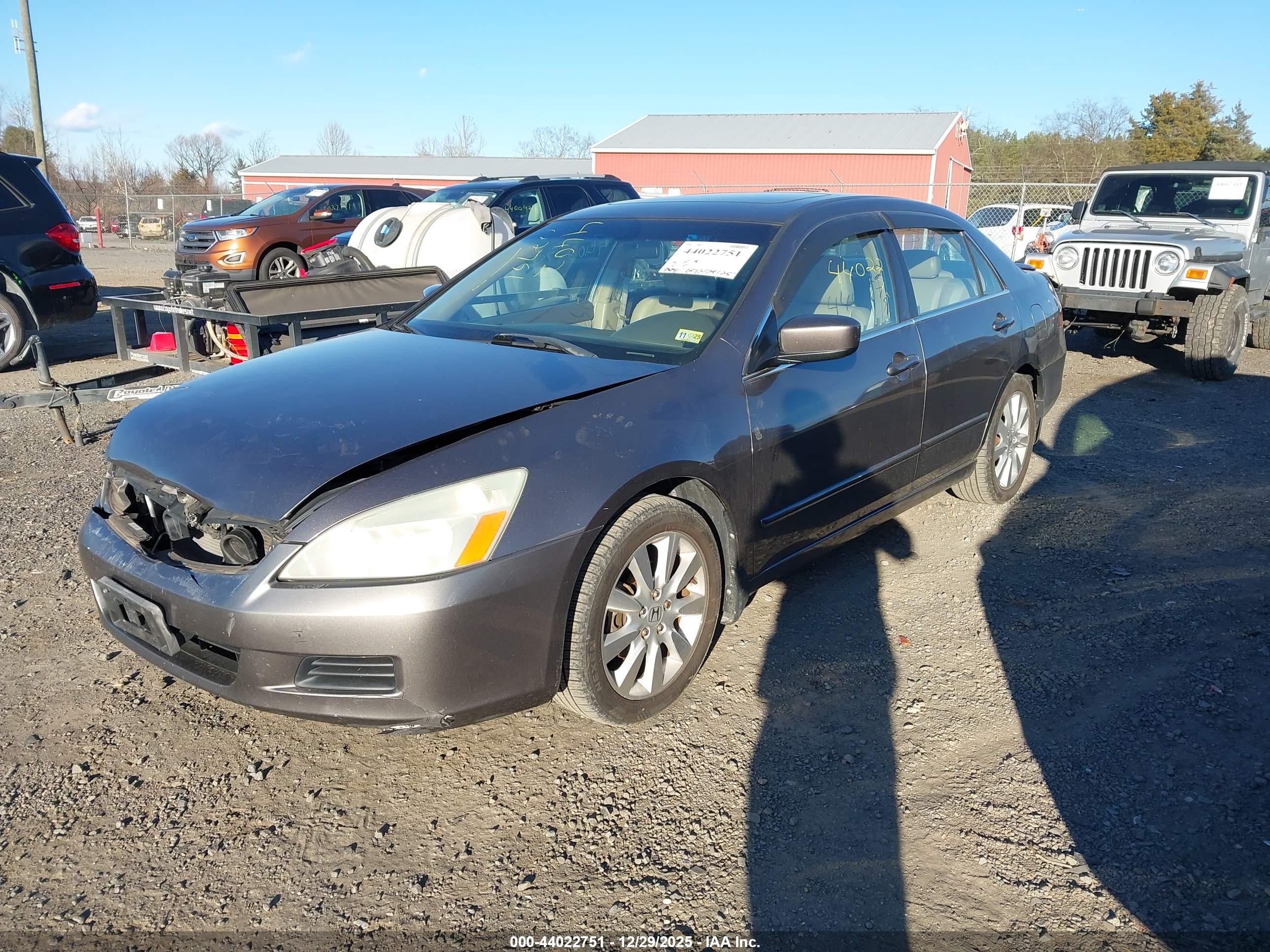 HONDA ACCORD image 2