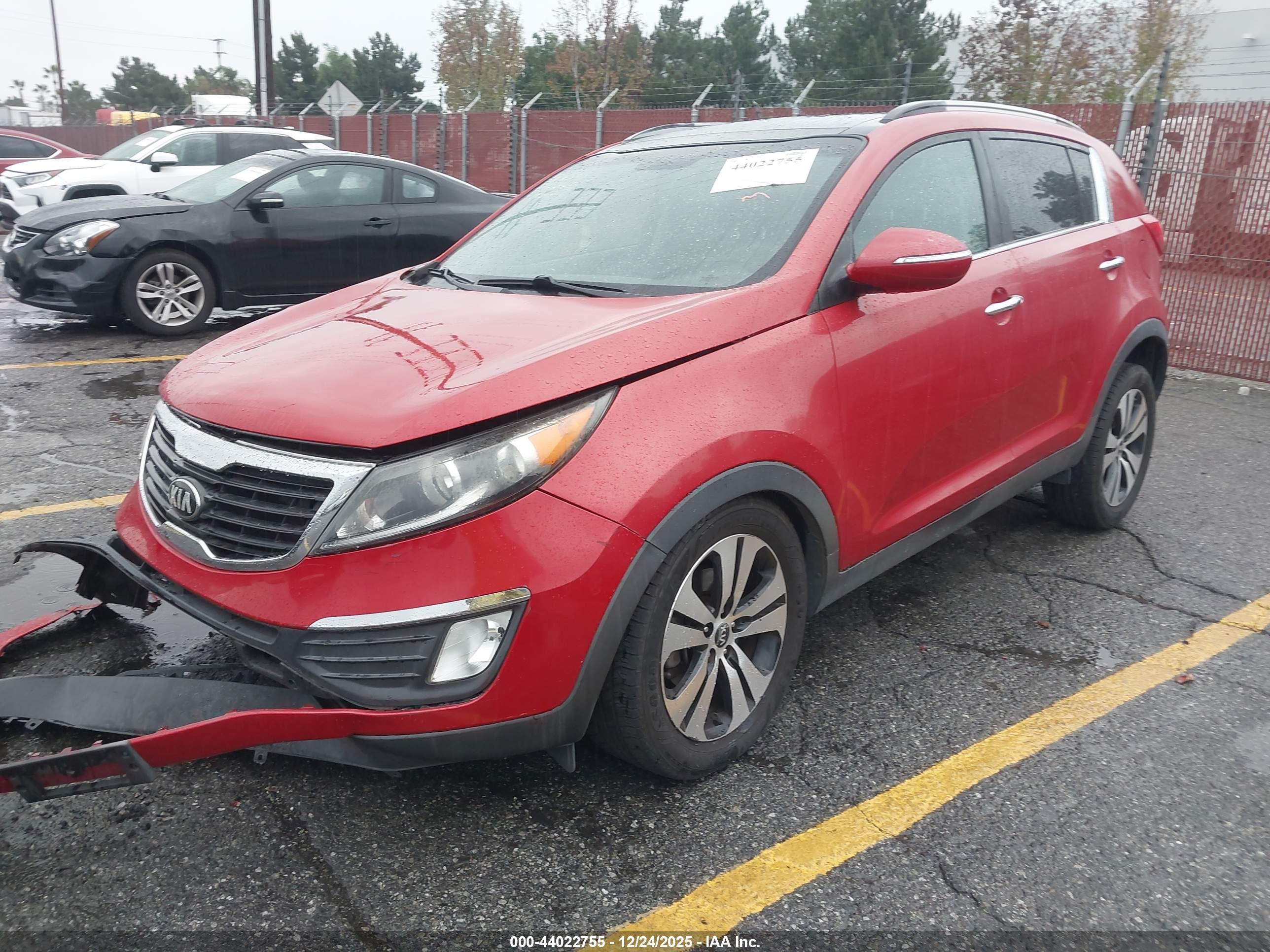KIA SPORTAGE image 2
