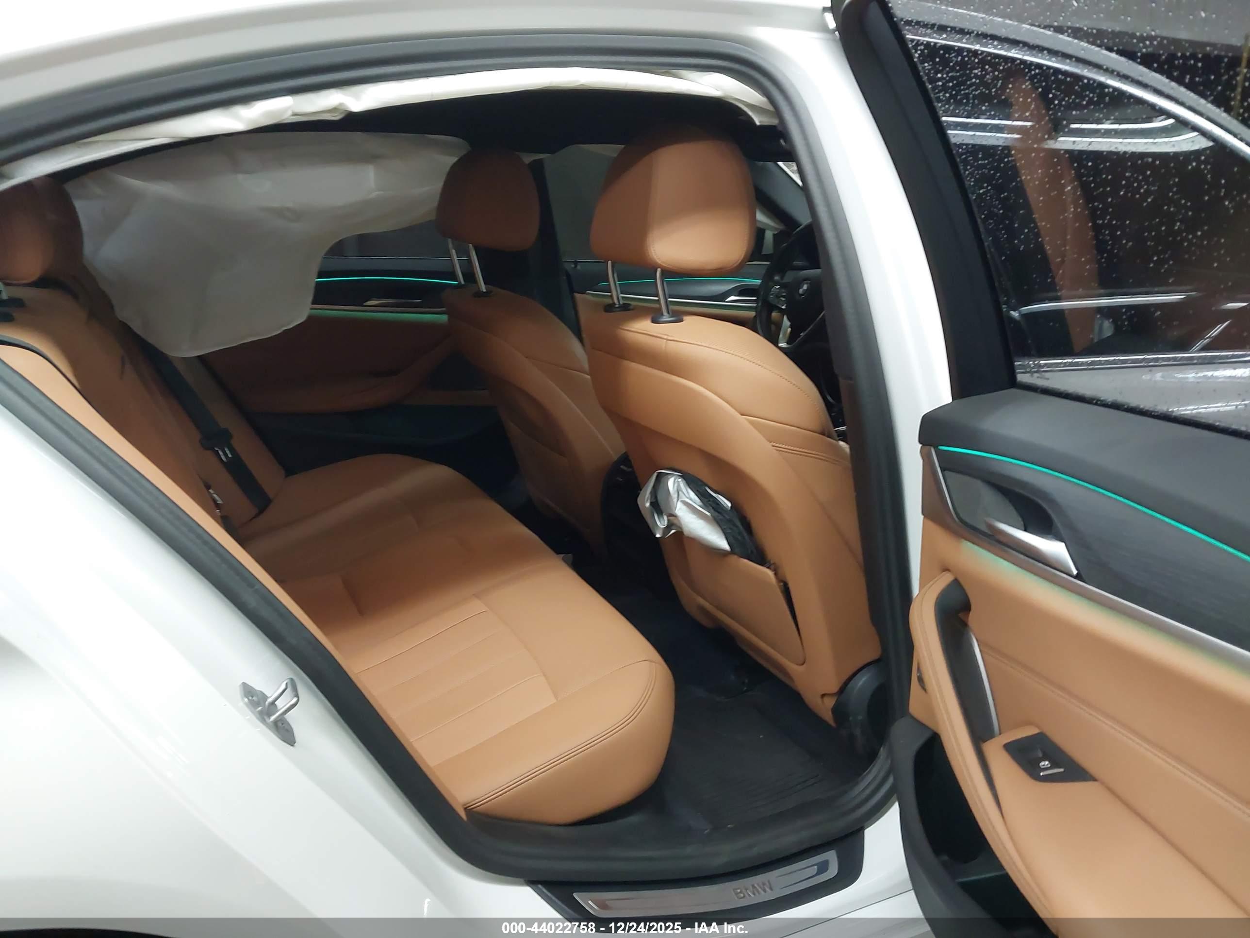 BMW 530 image 8