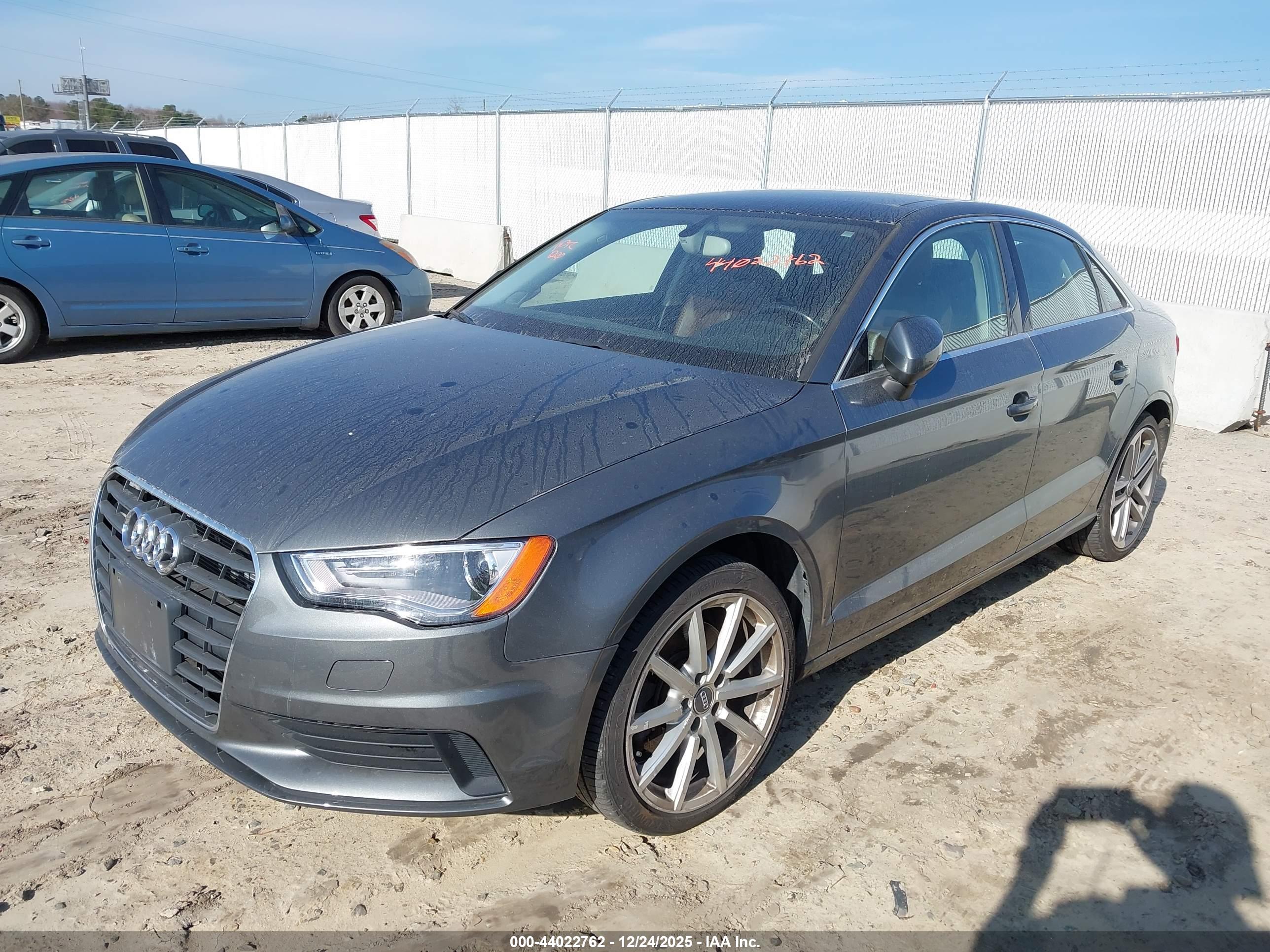 AUDI A3 image 2