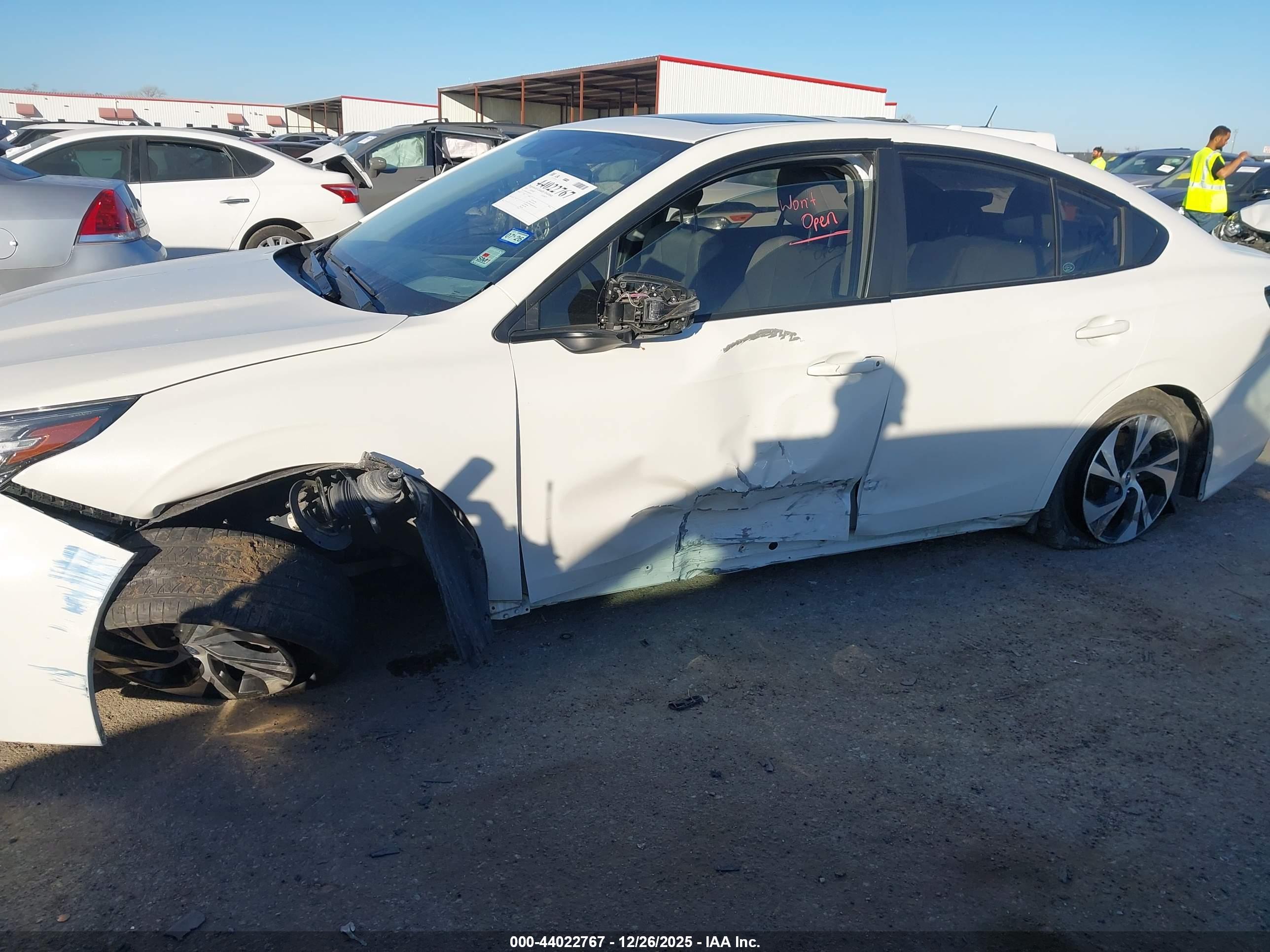 SUBARU LEGACY image 6