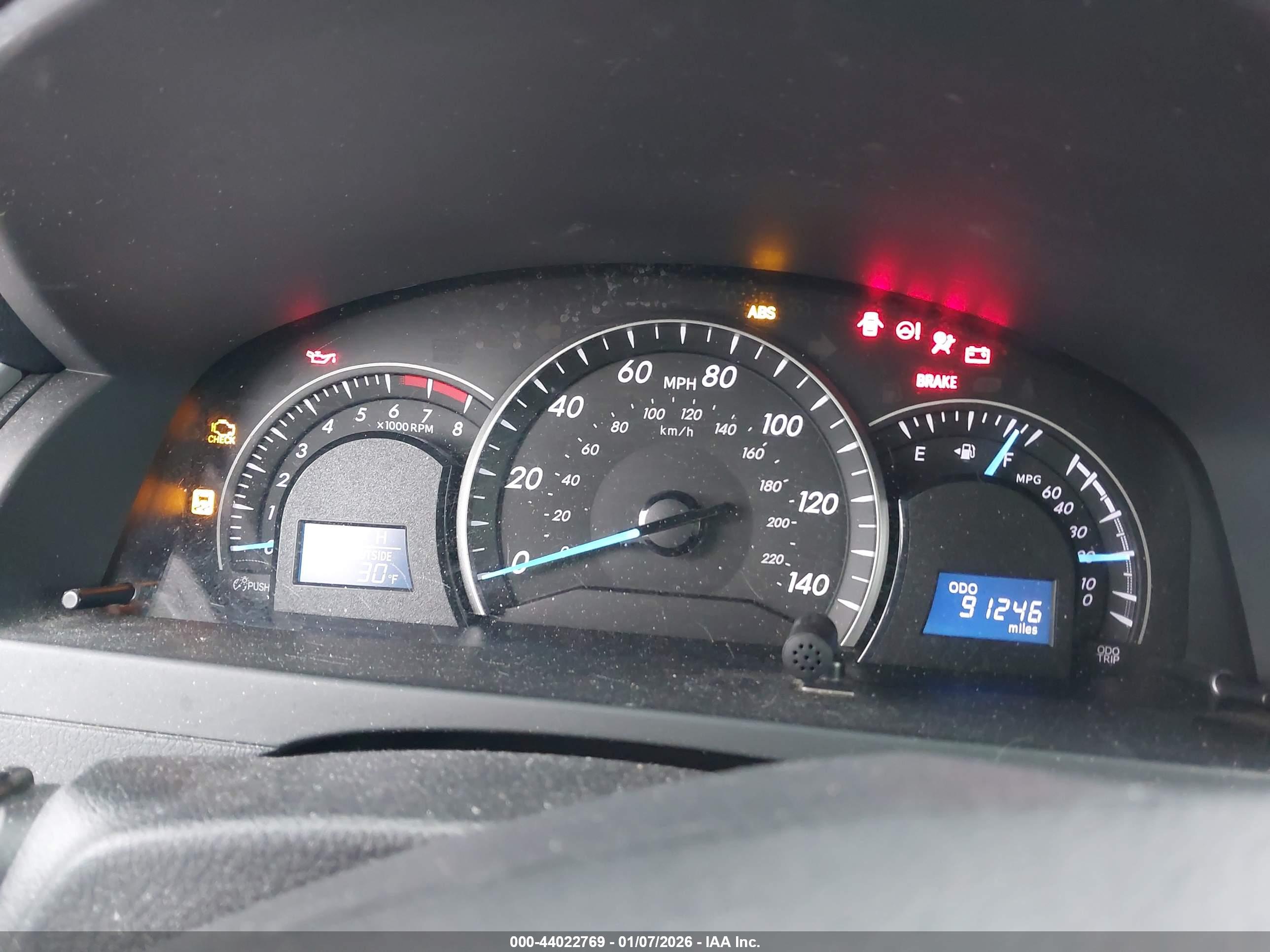 TOYOTA CAMRY image 7