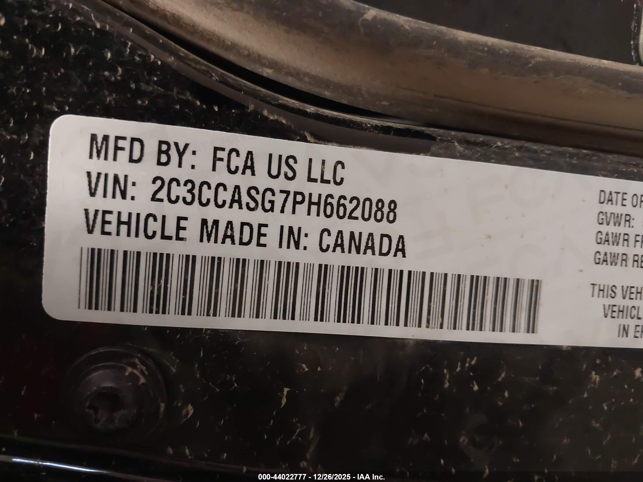CHRYSLER 300 image 9