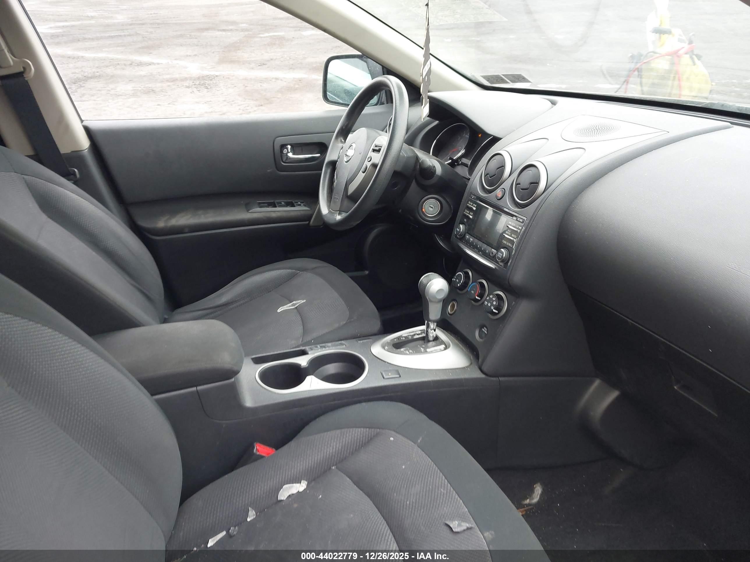 NISSAN ROGUE image 5
