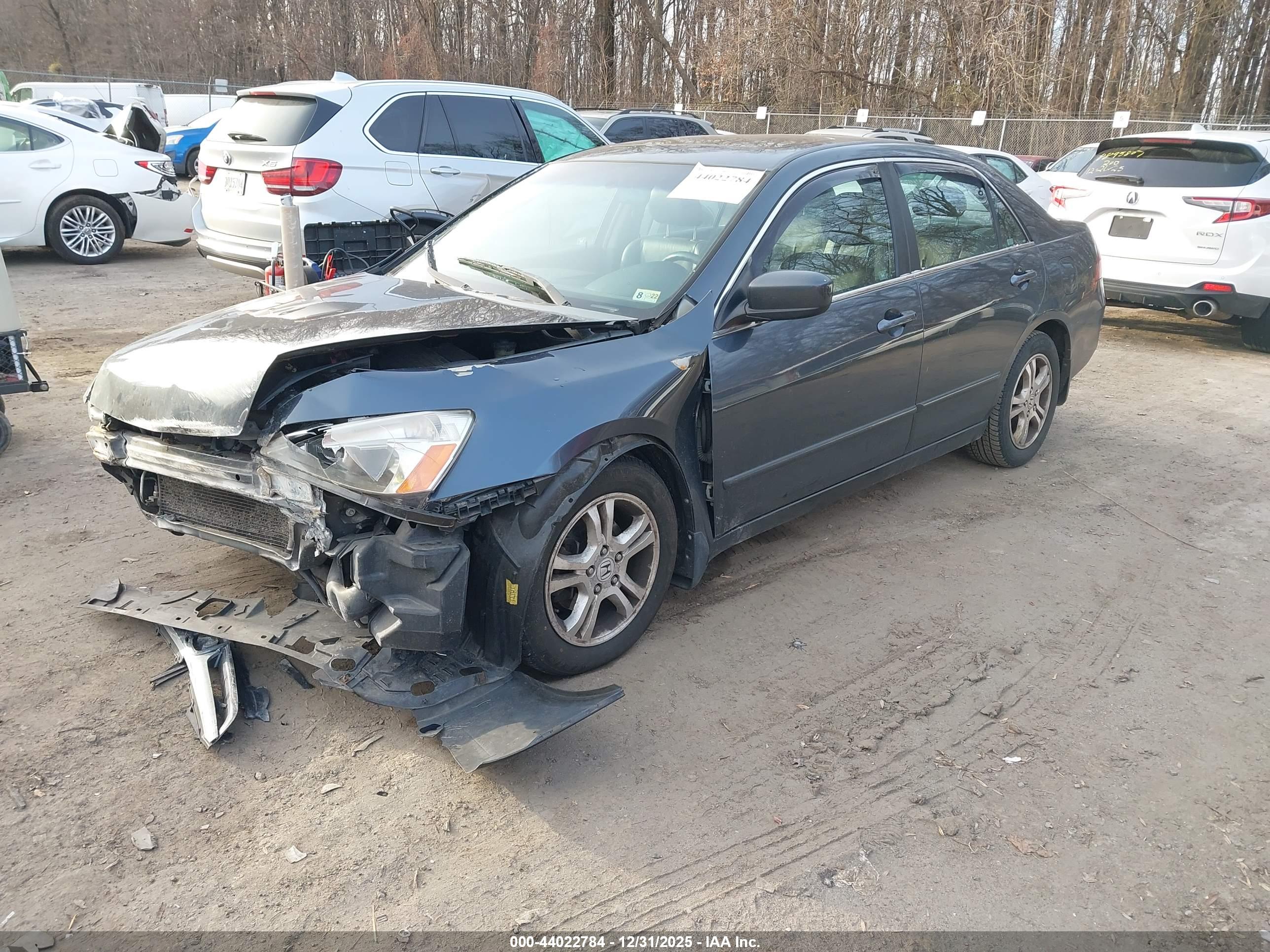 HONDA ACCORD image 2