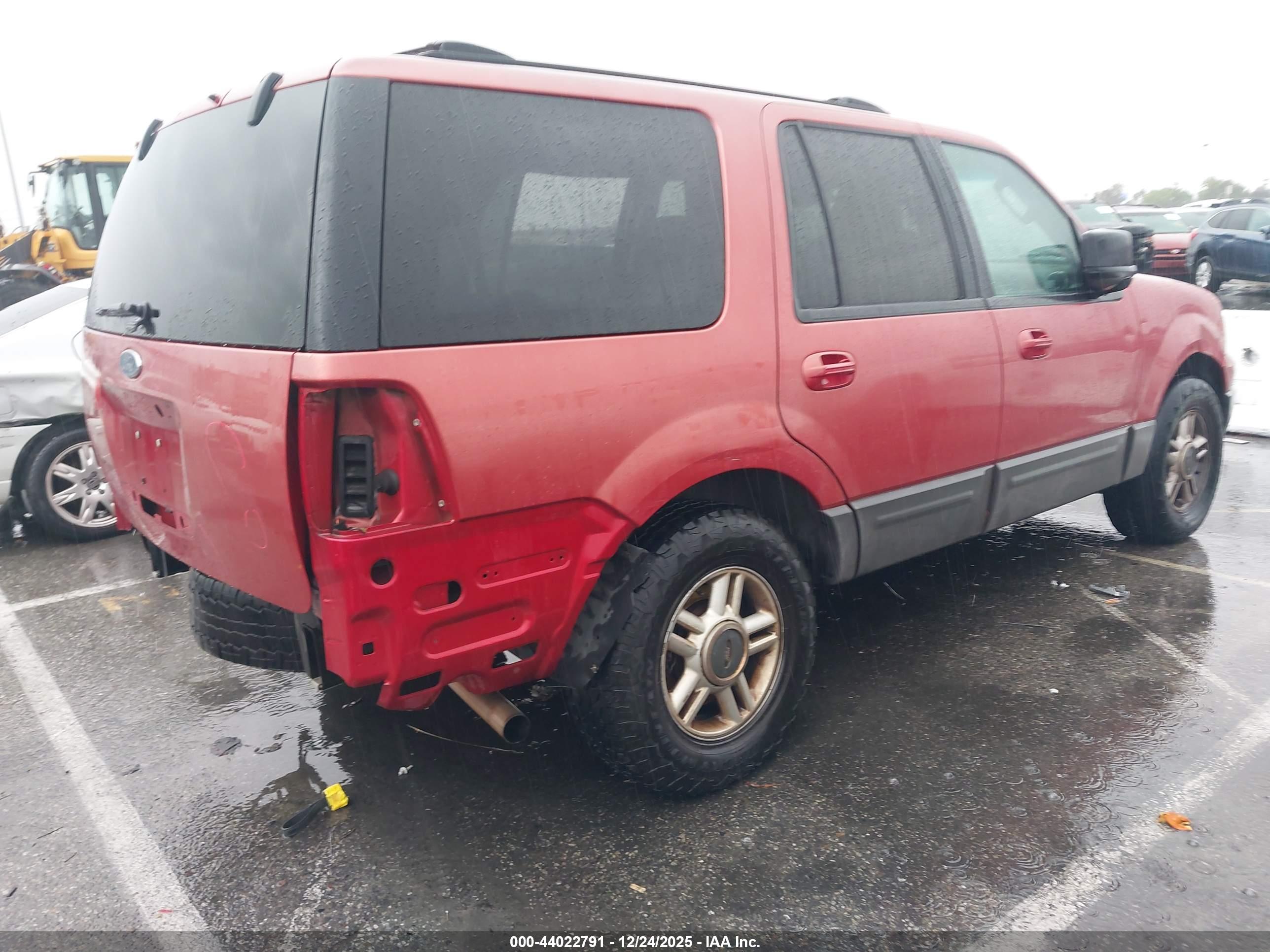 FORD EXPEDITION image 4