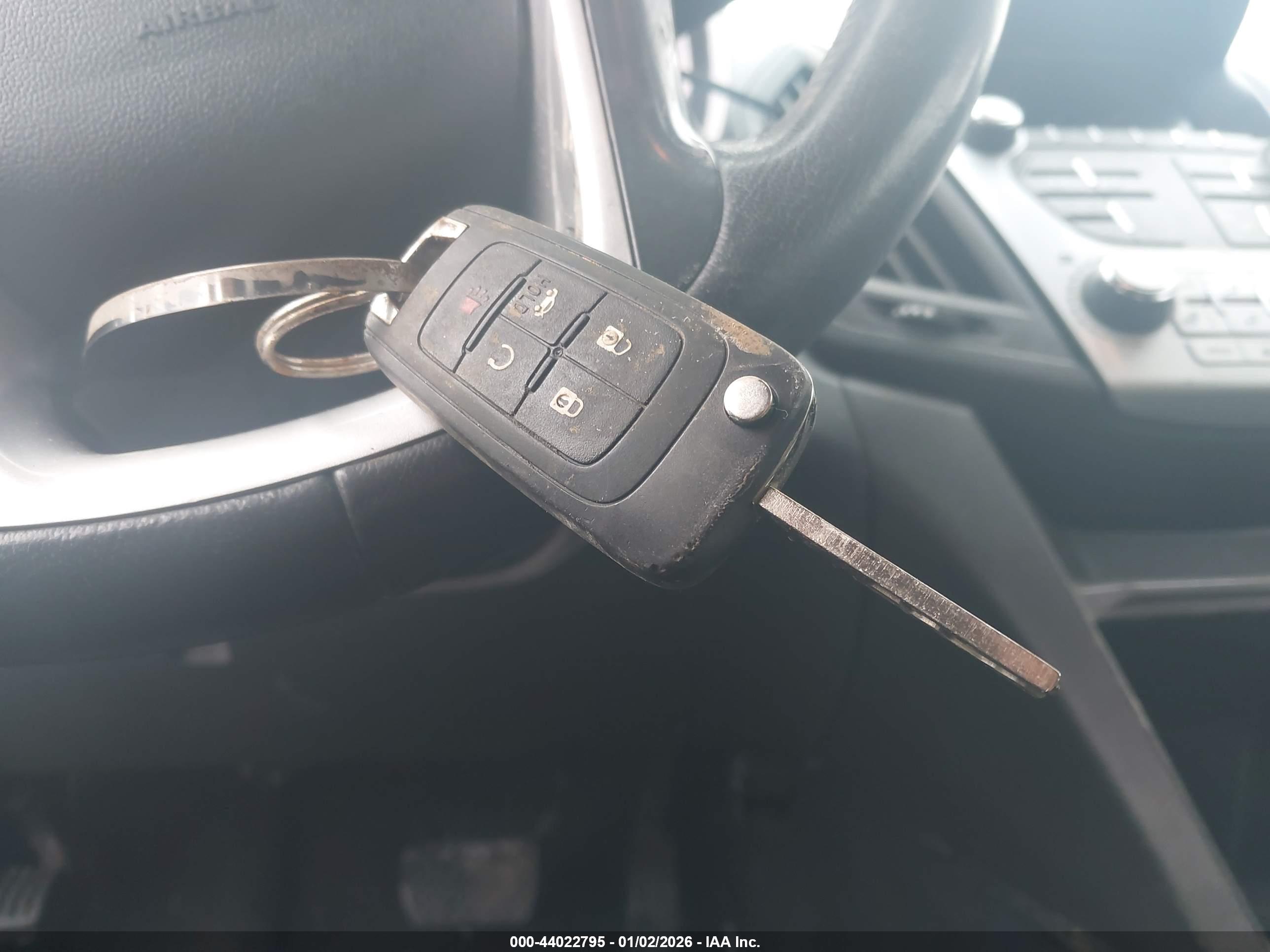 CHEVROLET EQUINOX image 11