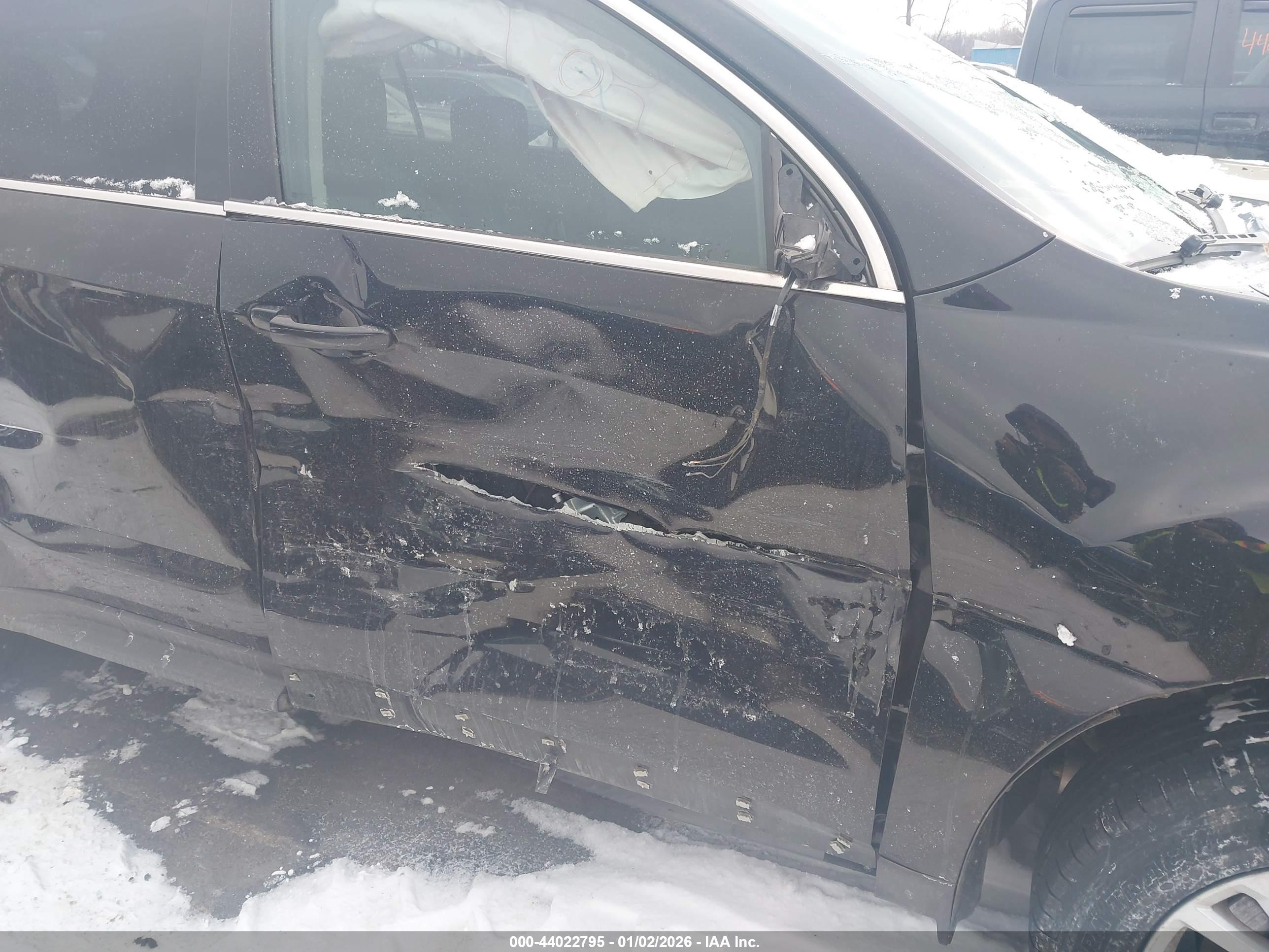 CHEVROLET EQUINOX image 6