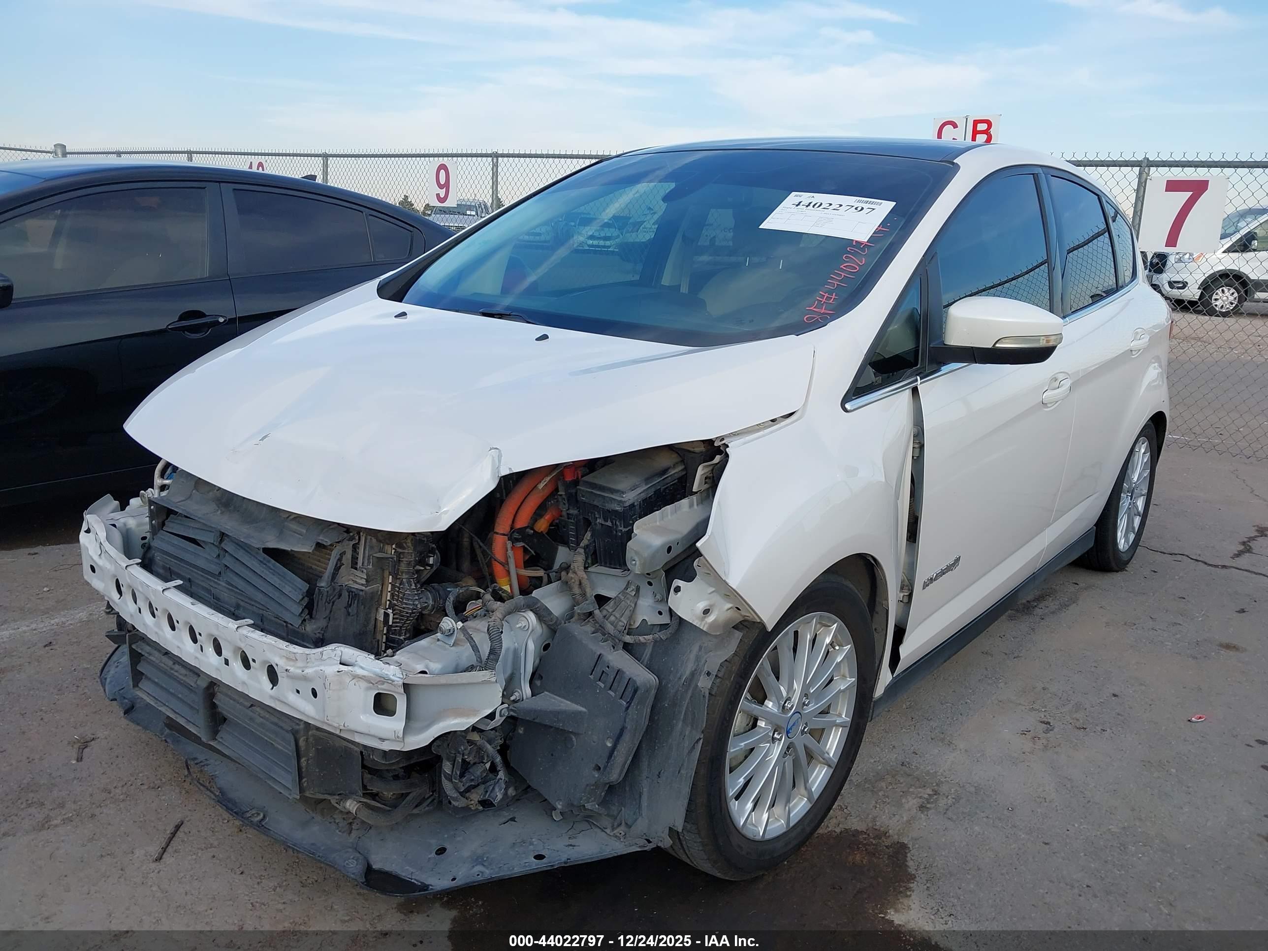 FORD C-MAX image 2