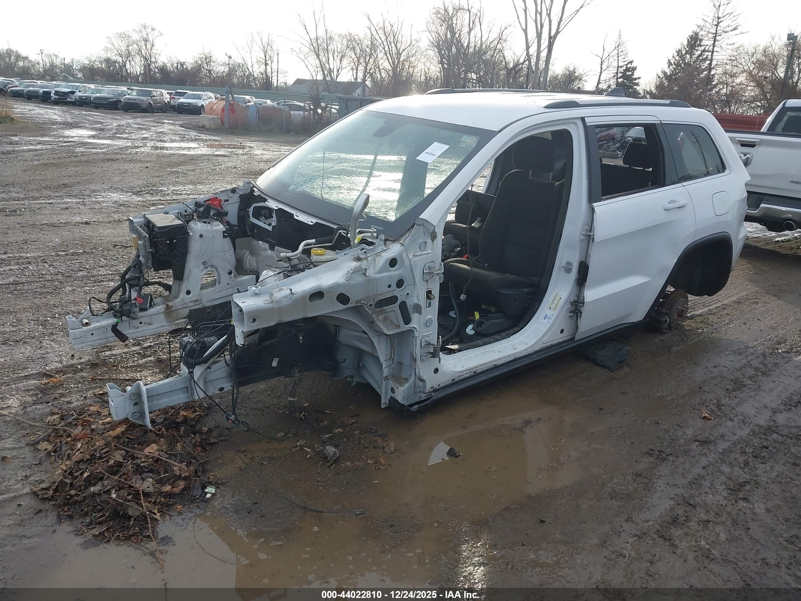 JEEP GRAND image 2
