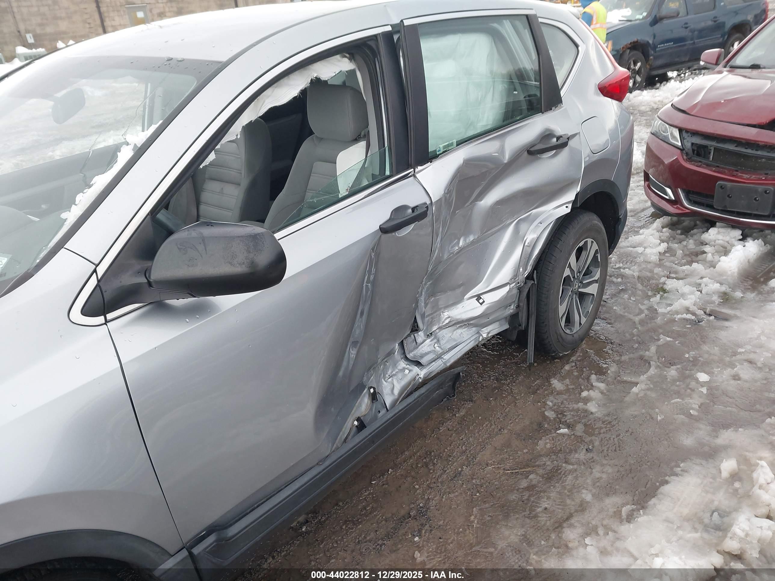 HONDA CR-V image 6