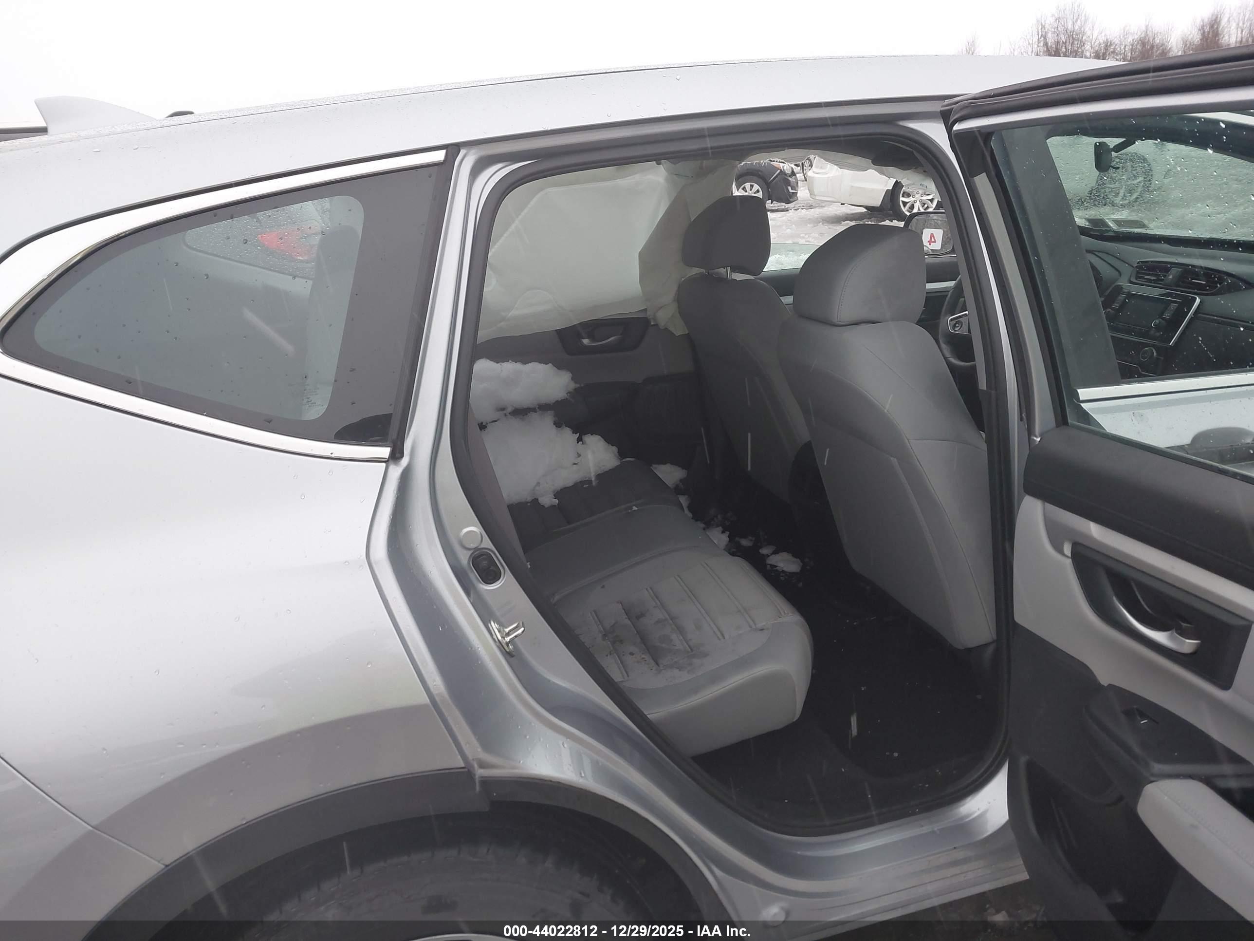 HONDA CR-V image 8