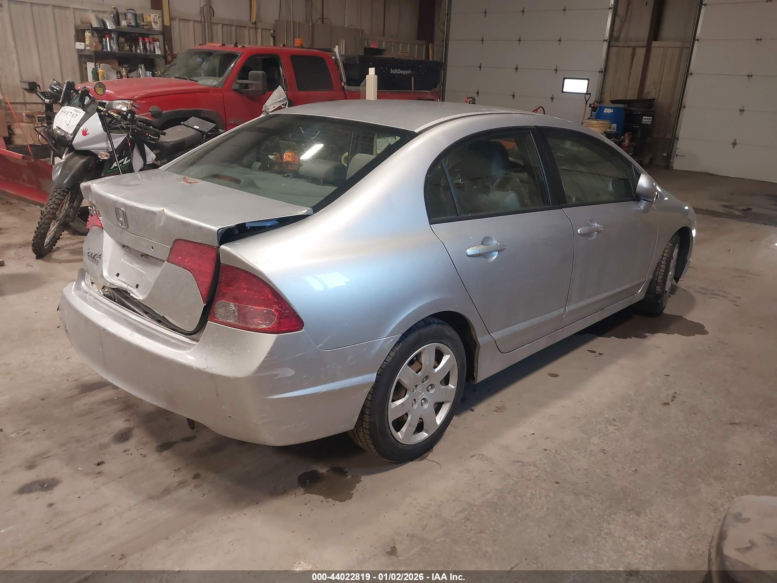 HONDA CIVIC image 4