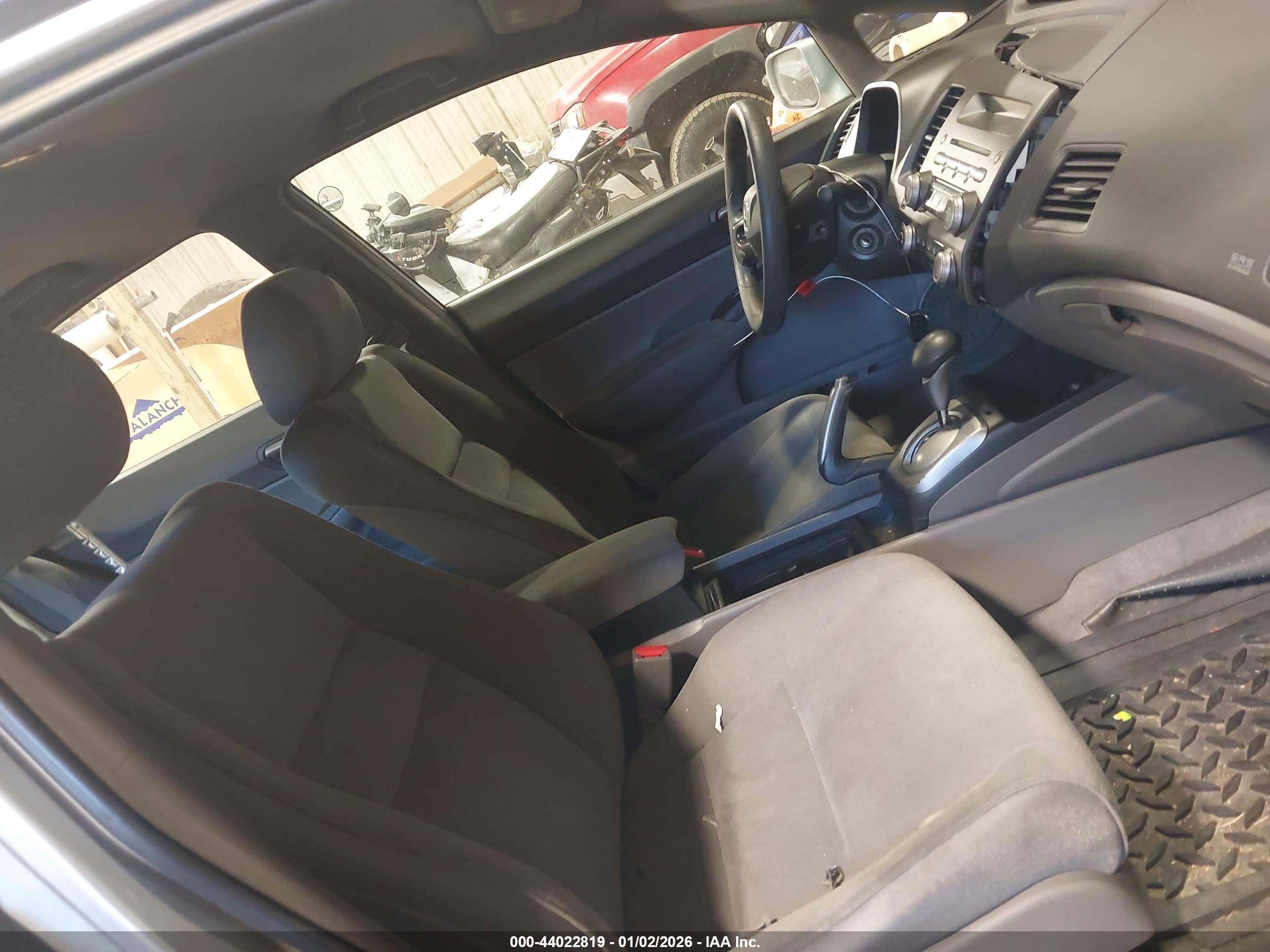 HONDA CIVIC image 5