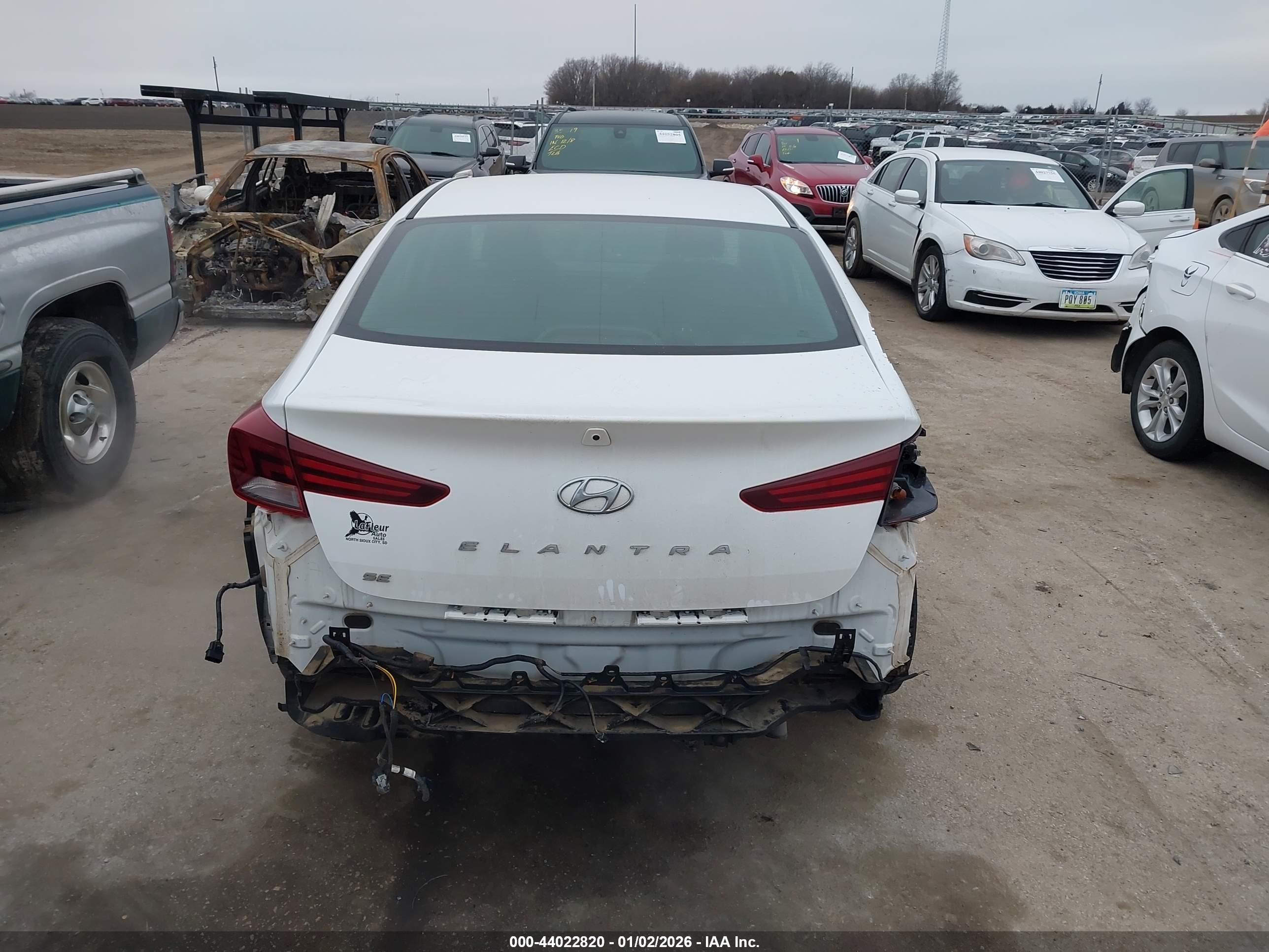 HYUNDAI ELANTRA image 6