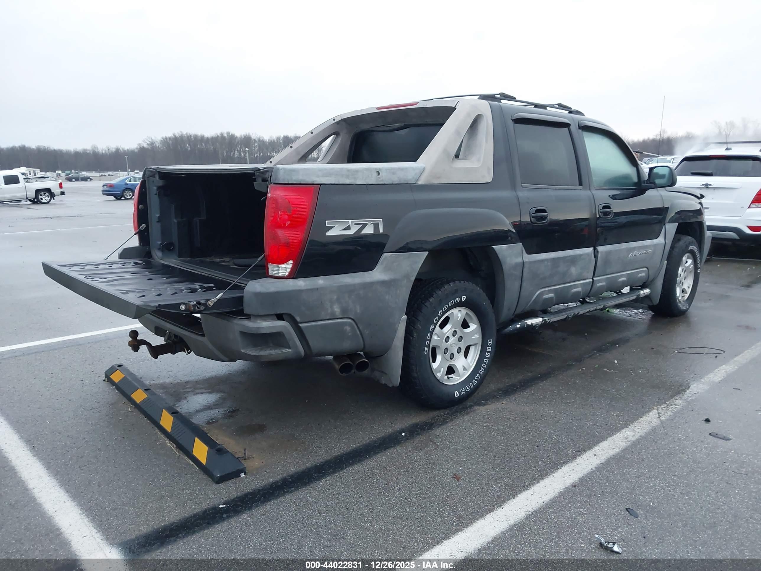 CHEVROLET AVALANCHE image 4