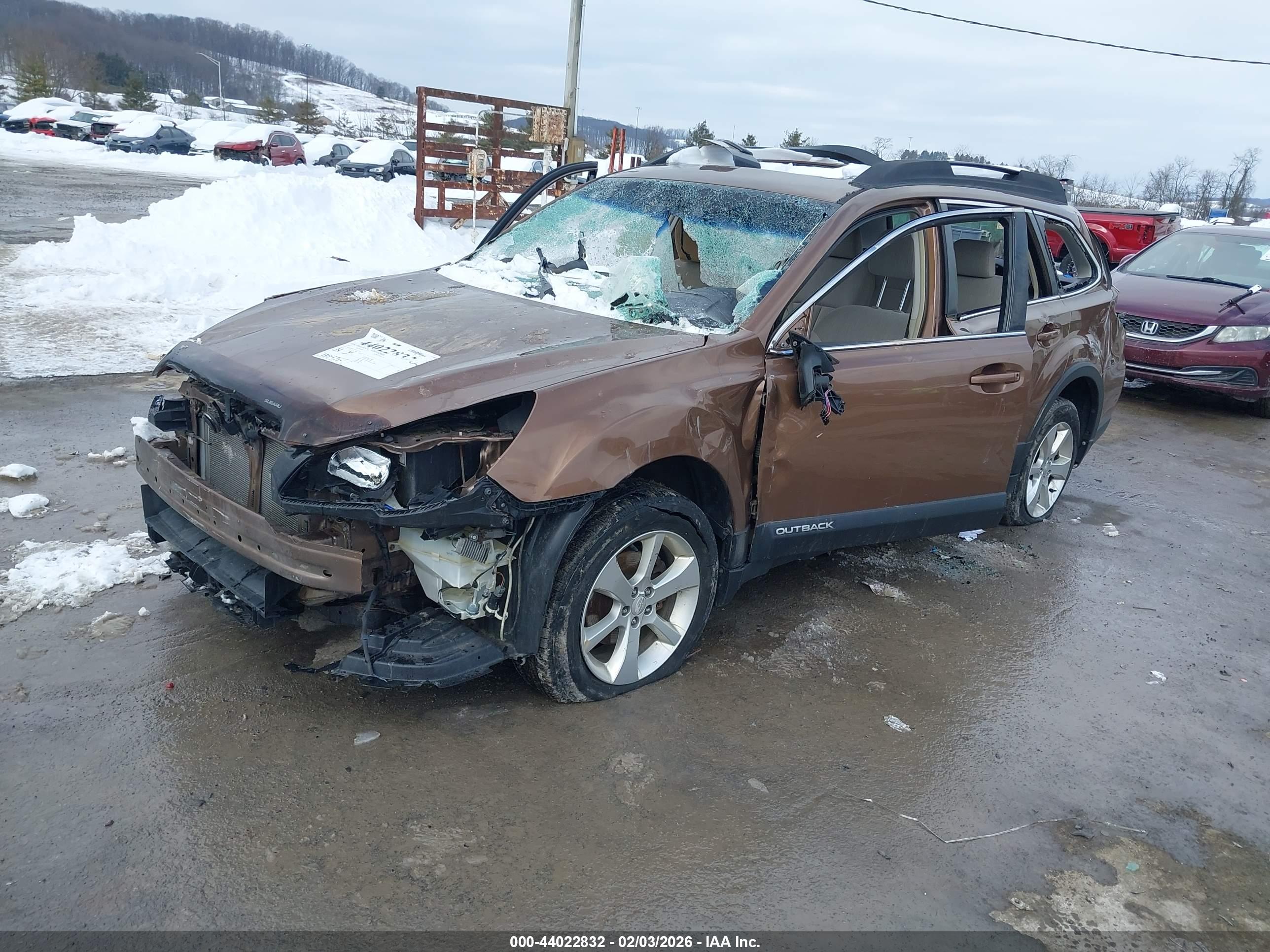 SUBARU OUTBACK image 2