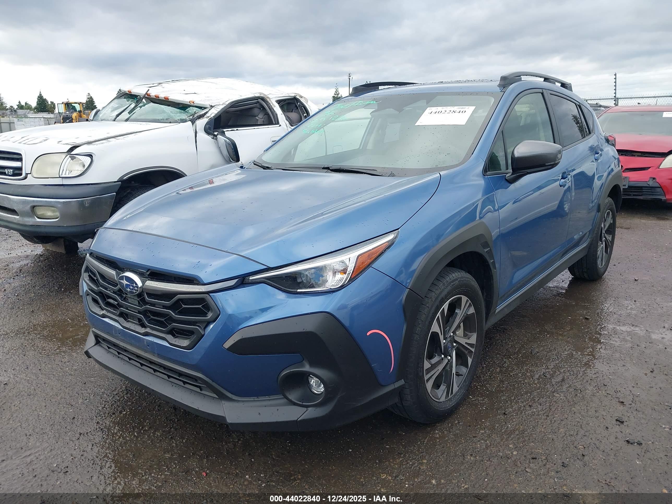 SUBARU CROSSTREK image 2