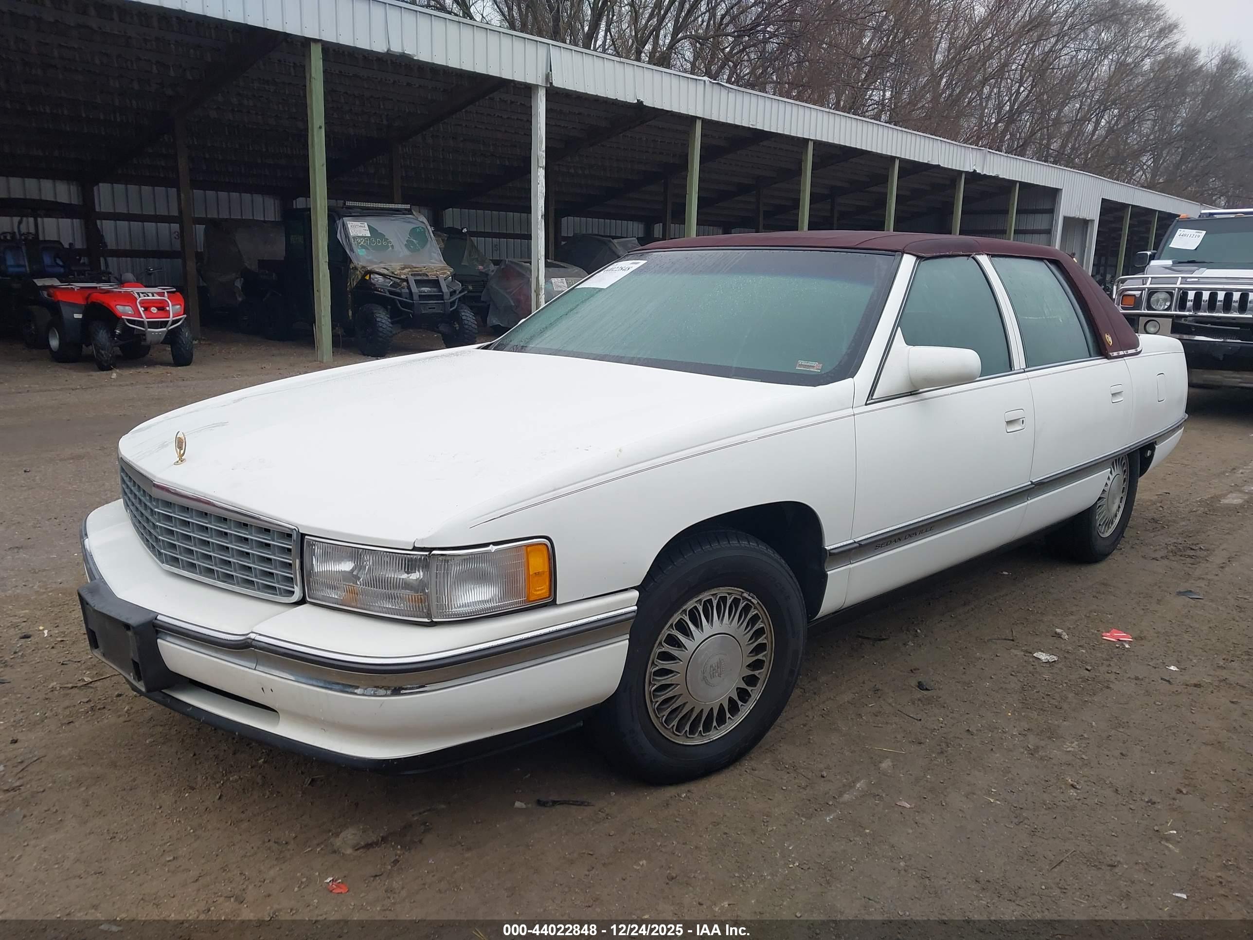 CADILLAC DEVILLE image 2