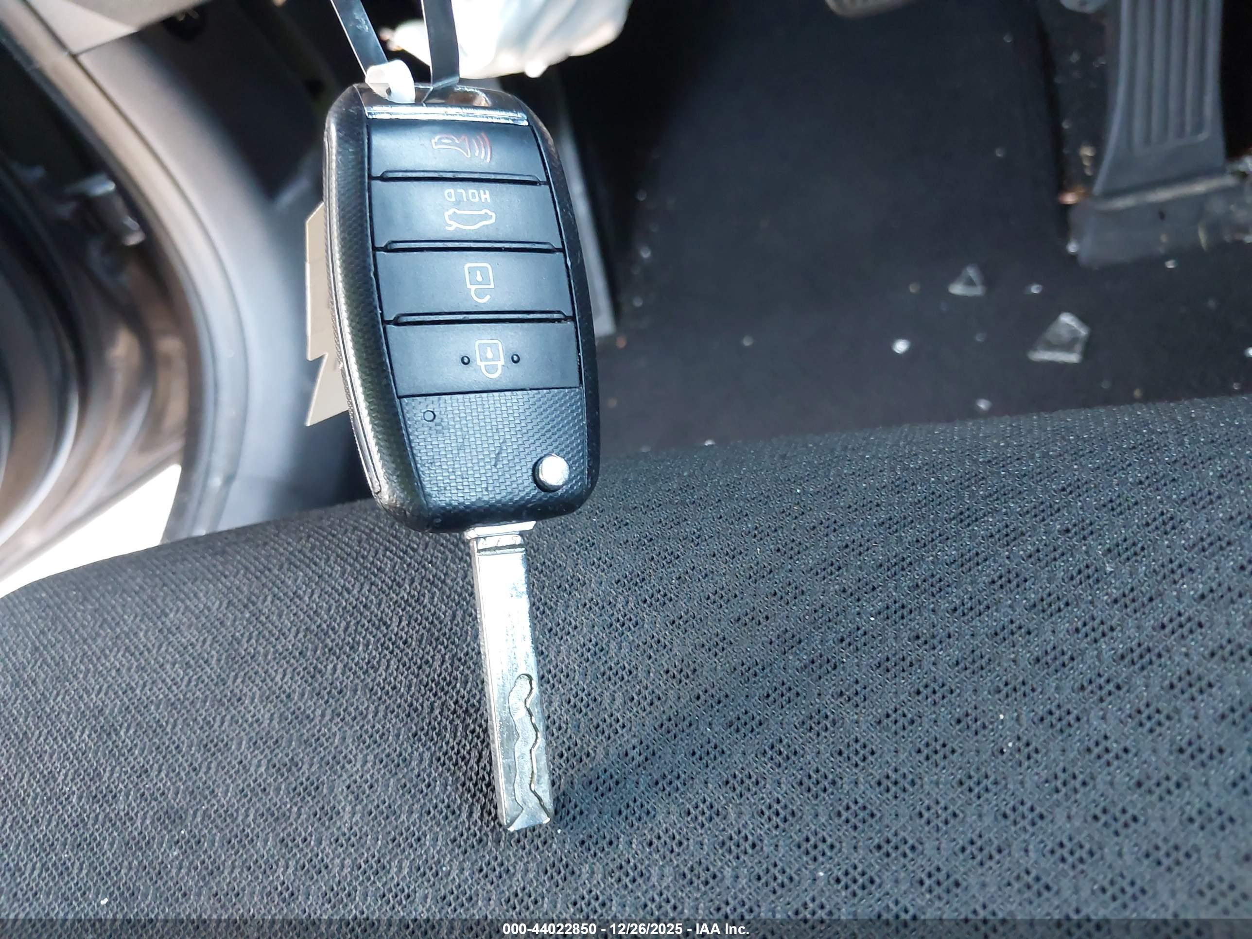 KIA OPTIMA image 11
