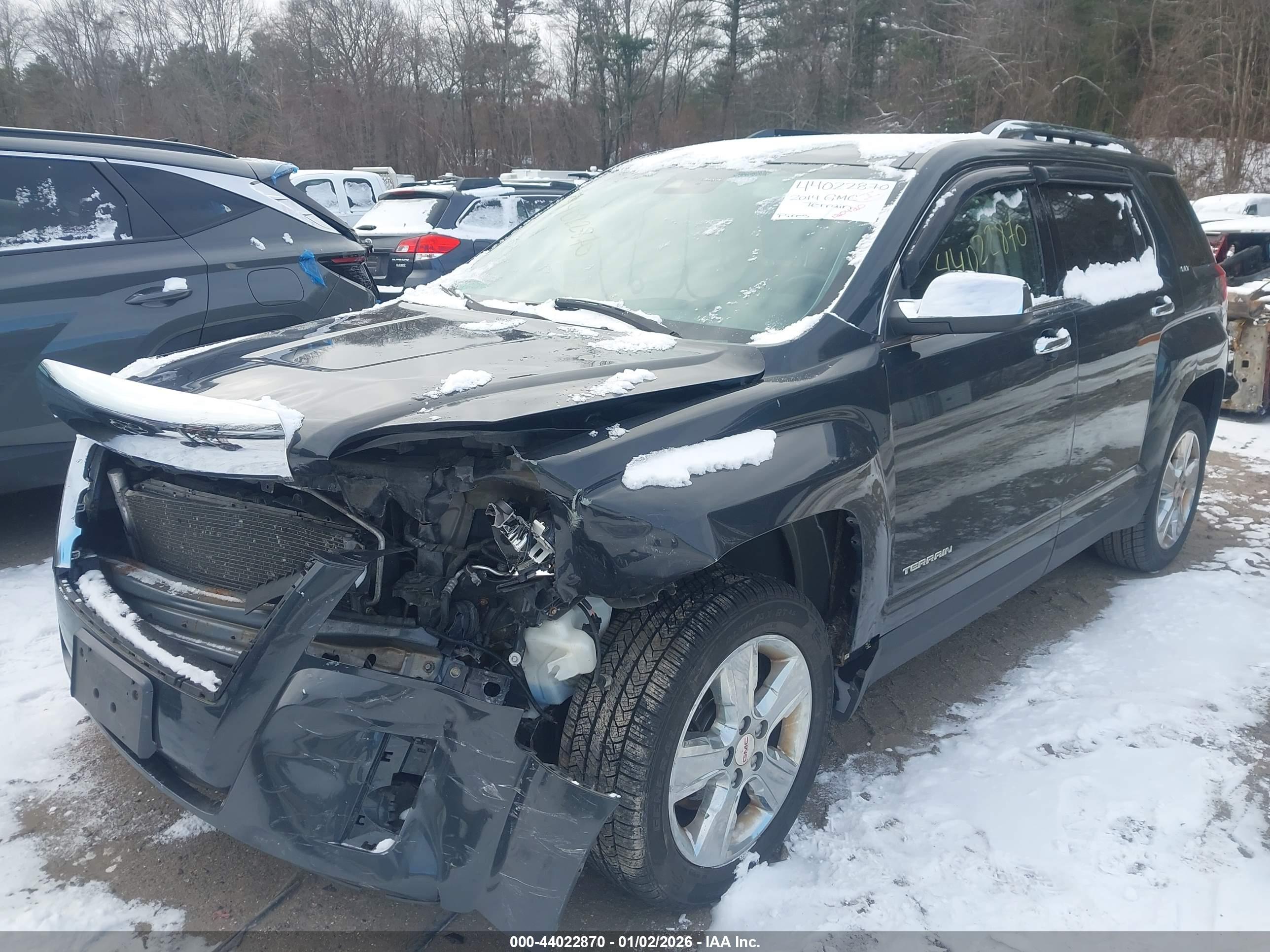 GMC TERRAIN image 2
