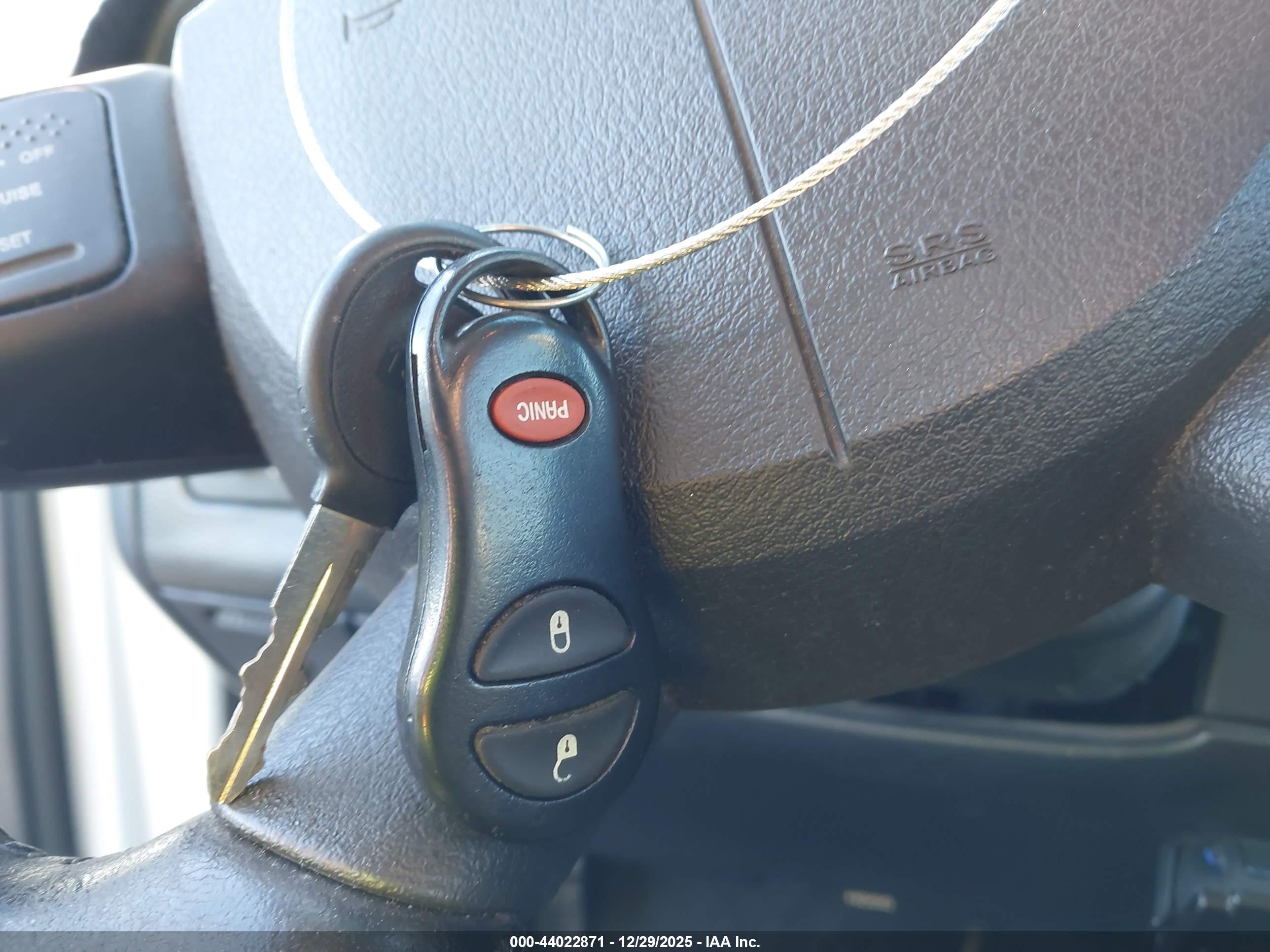 DODGE RAM image 11