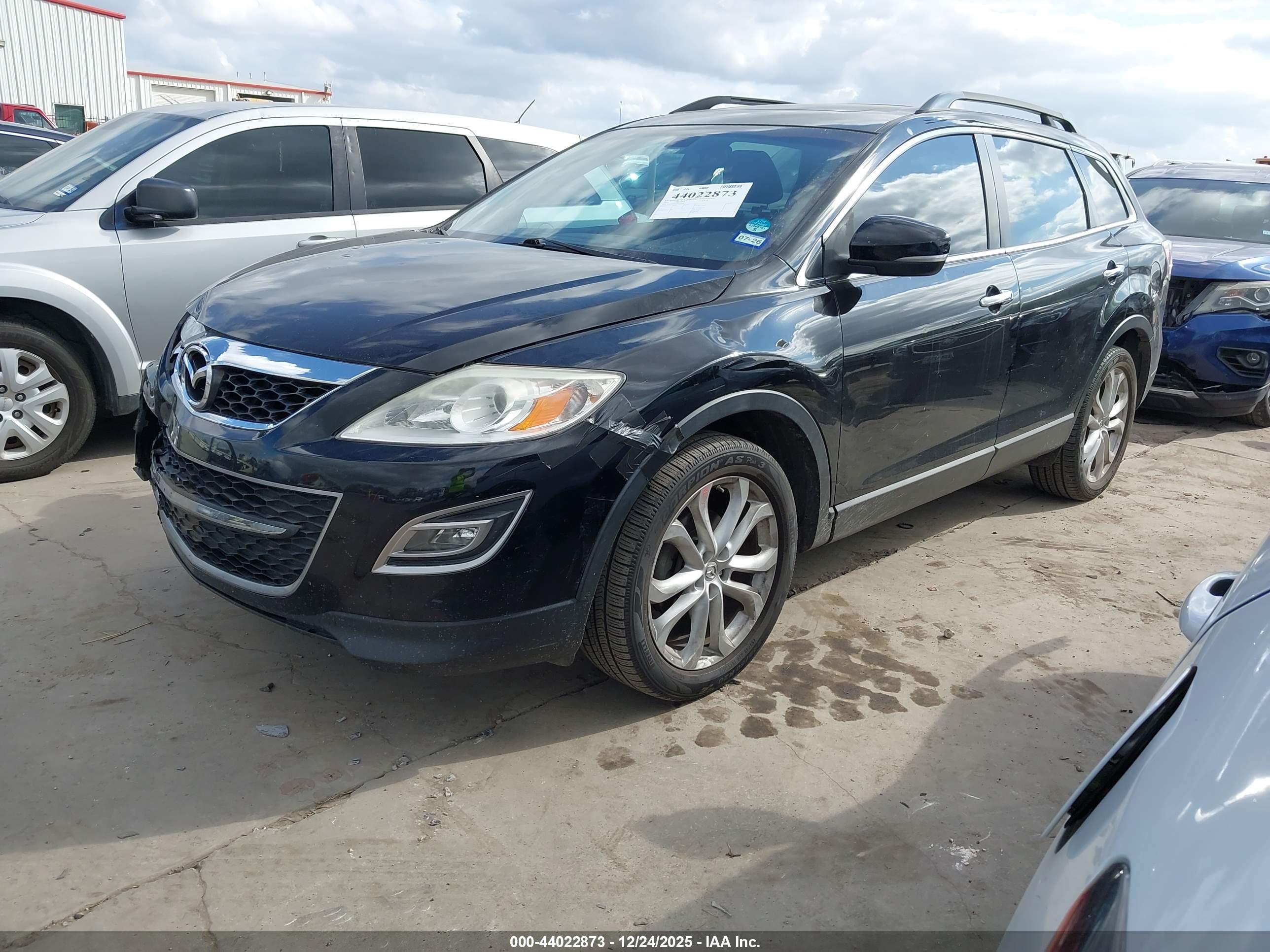 MAZDA CX-9 image 2