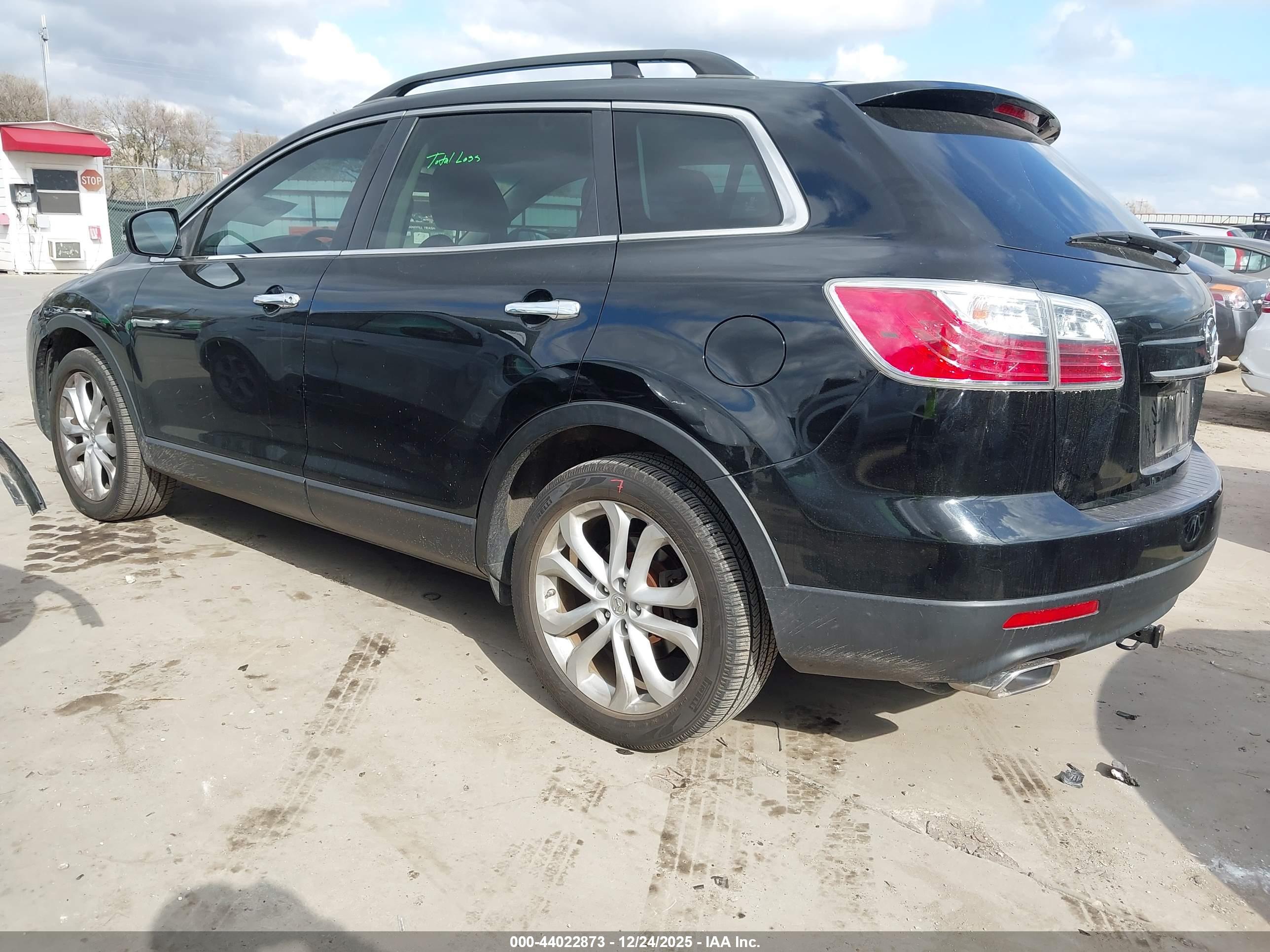 MAZDA CX-9 image 3