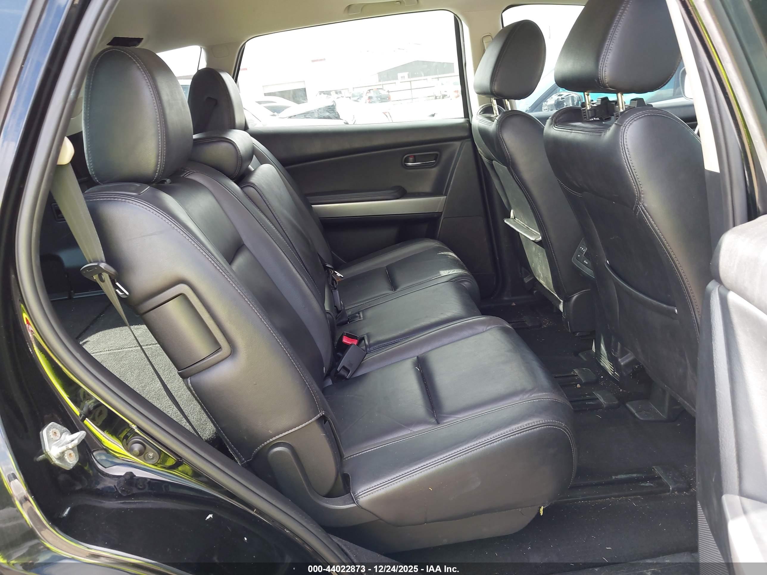 MAZDA CX-9 image 8