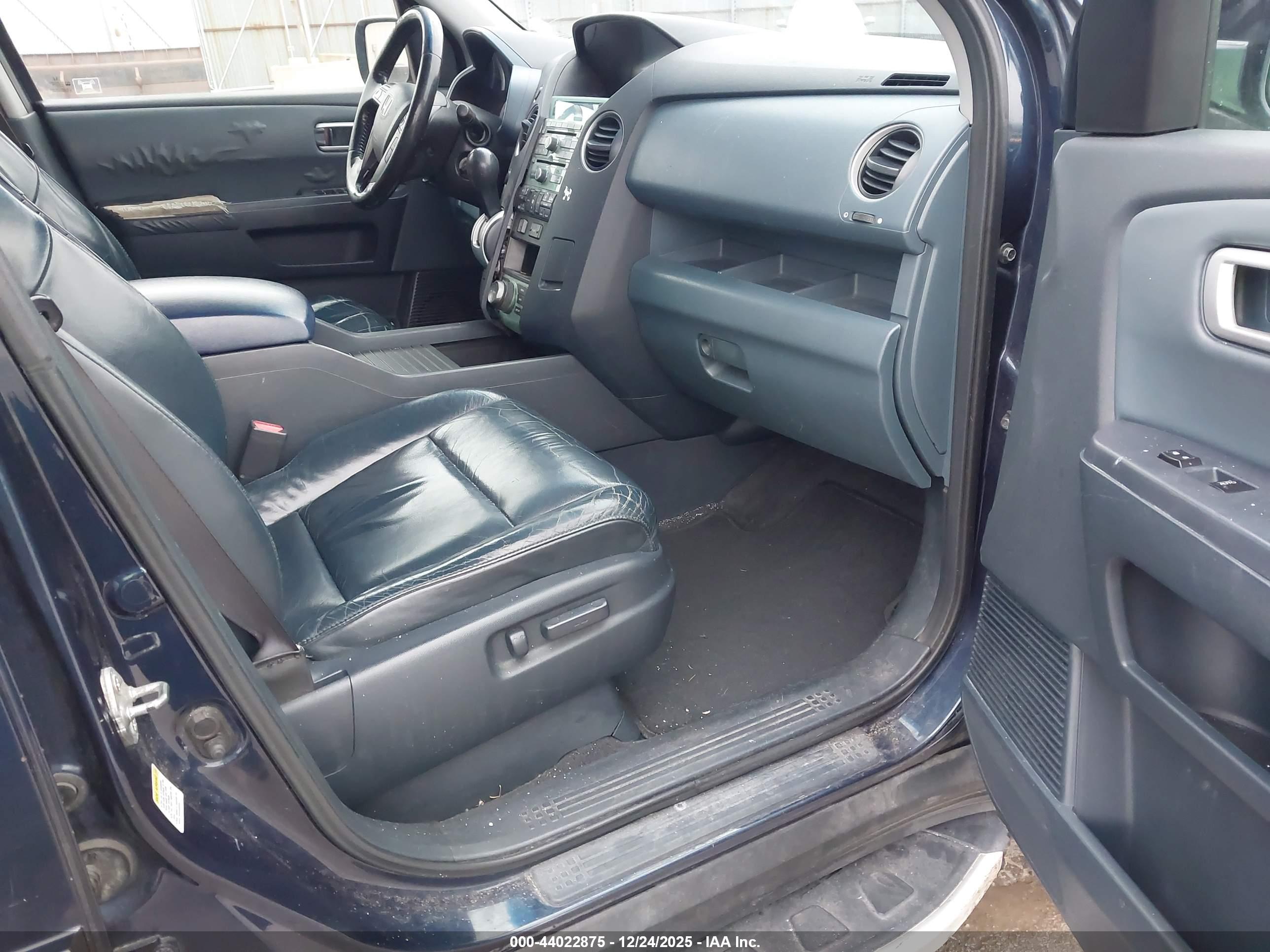 HONDA PILOT image 5