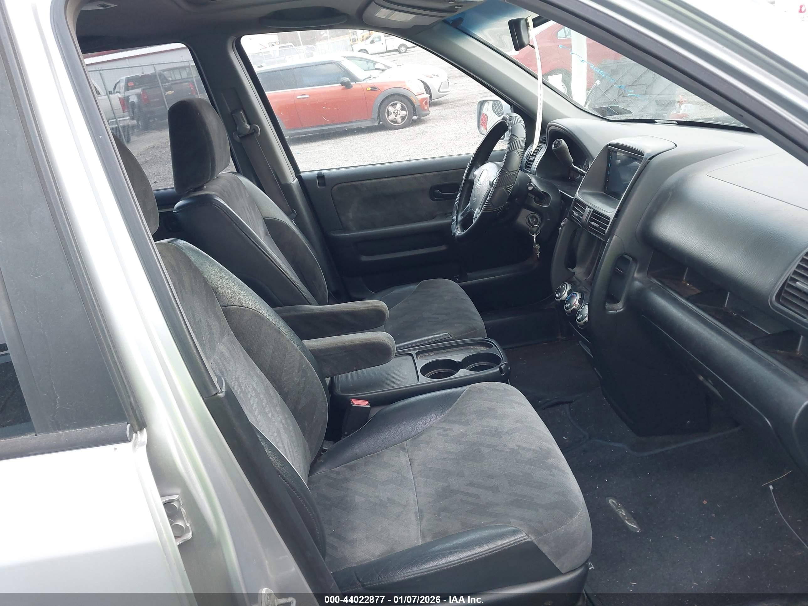 HONDA CR-V image 5