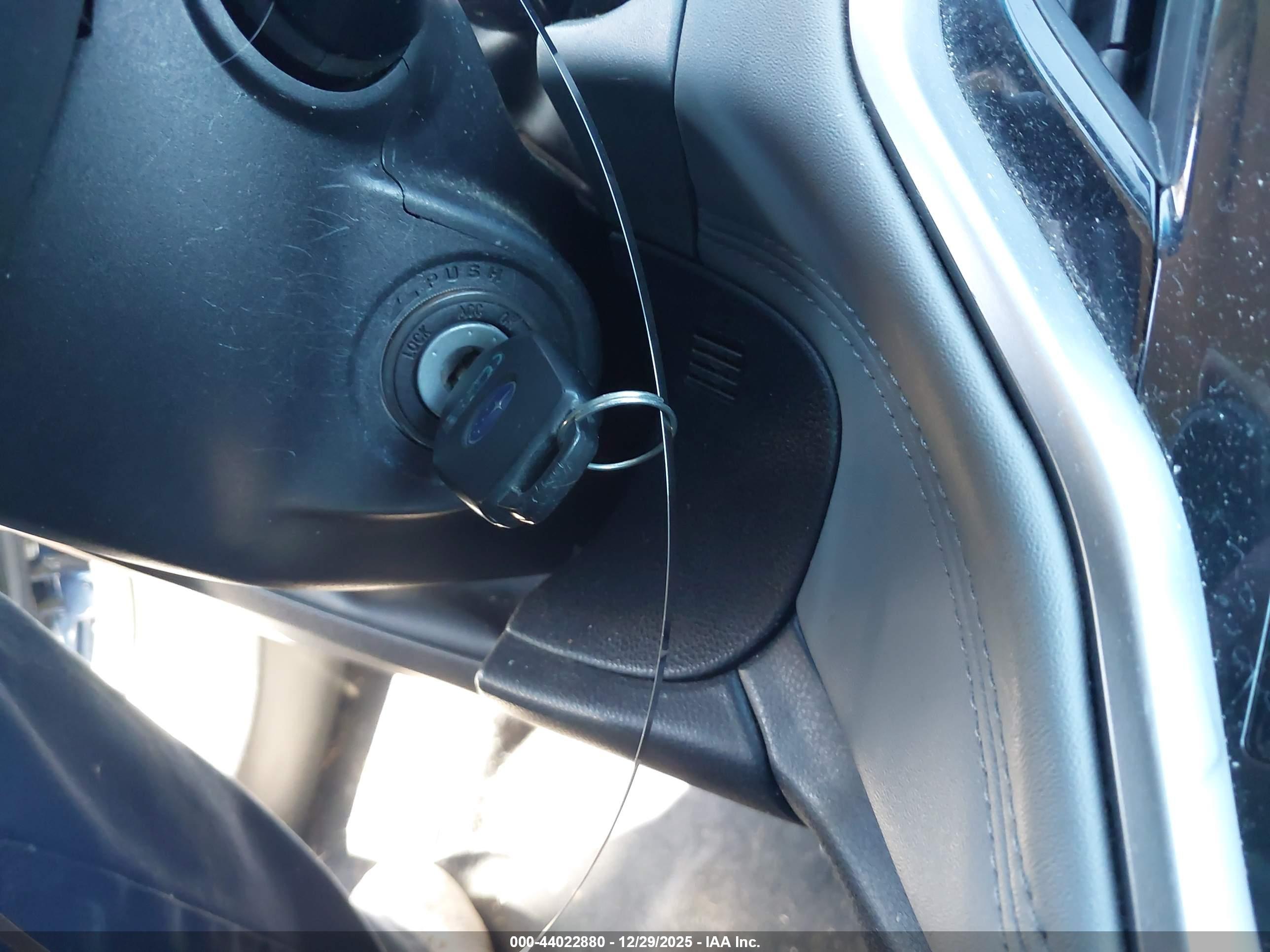 SUBARU OUTBACK image 11