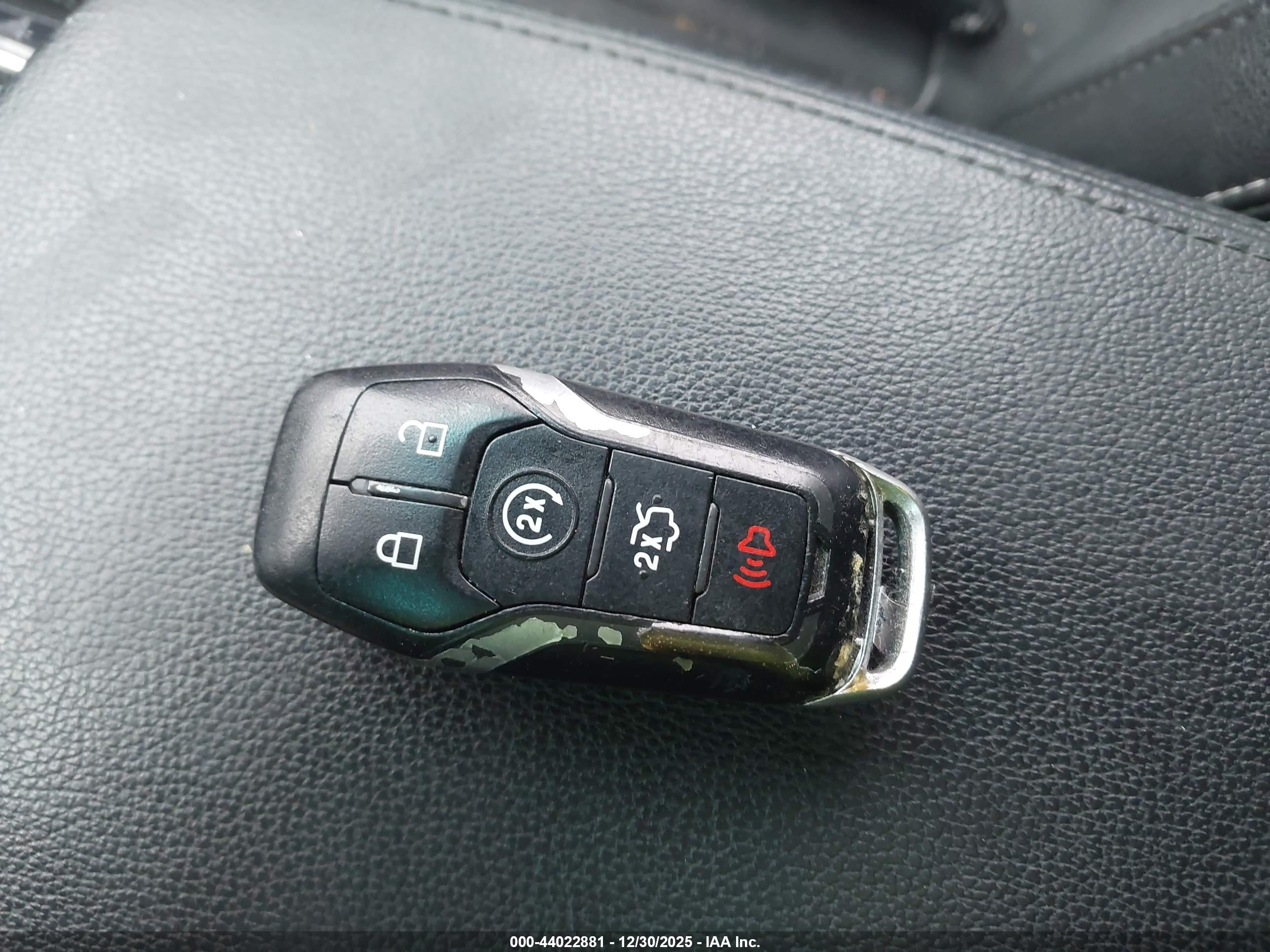 FORD EXPLORER image 11