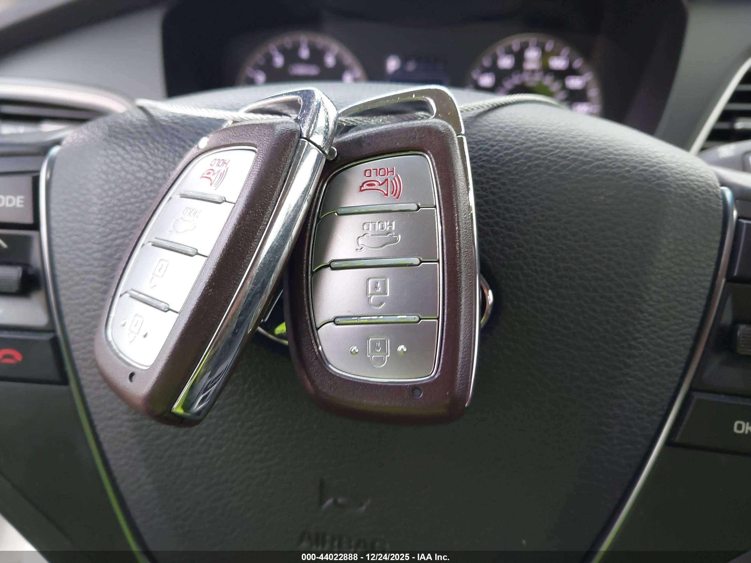 HYUNDAI SONATA image 11