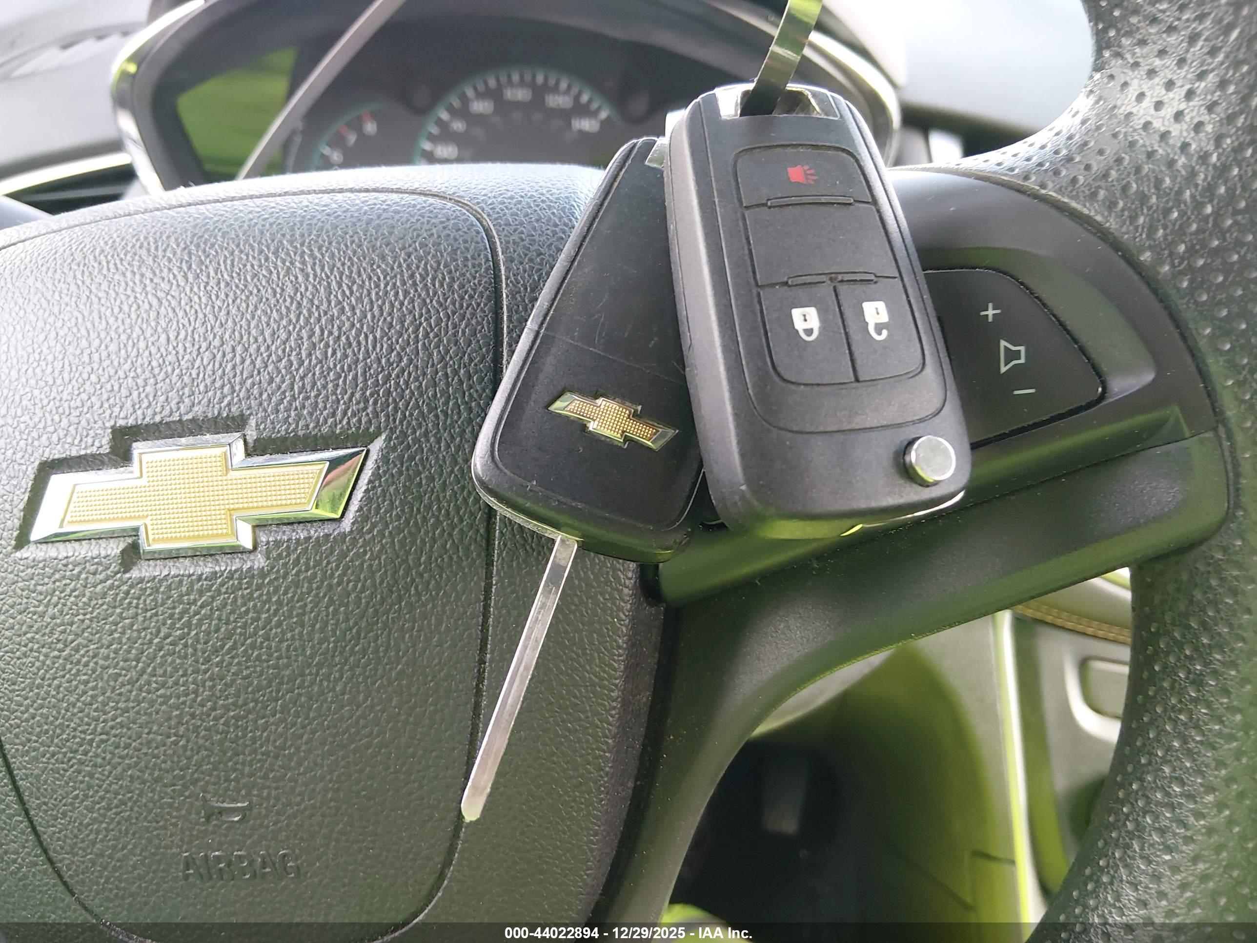 CHEVROLET TRAX image 11