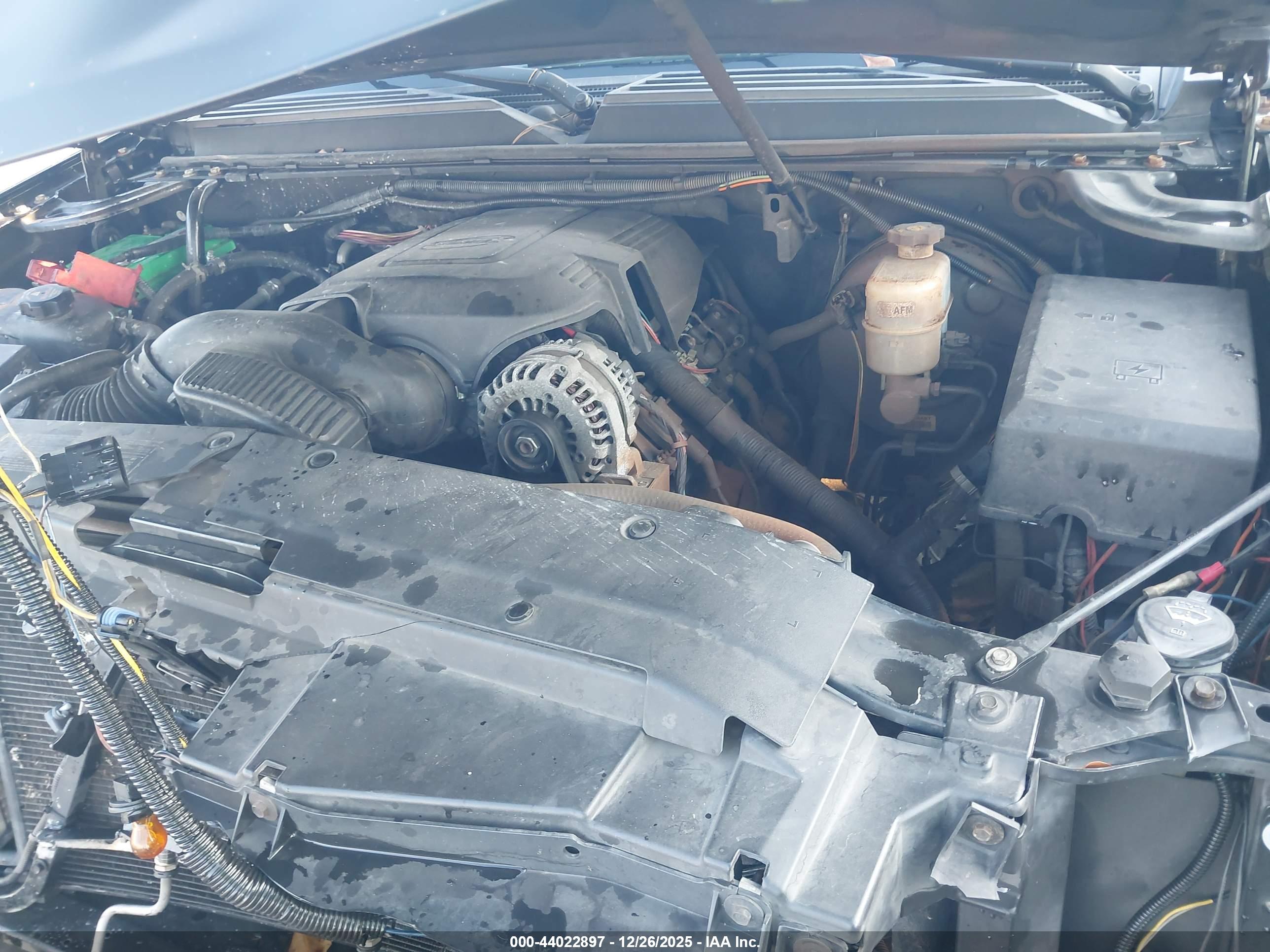 CHEVROLET TAHOE image 10