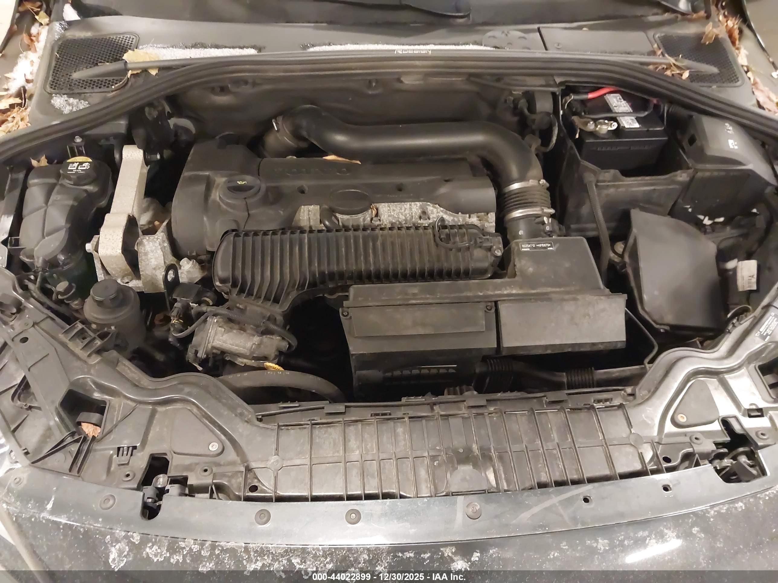 VOLVO S60 image 10