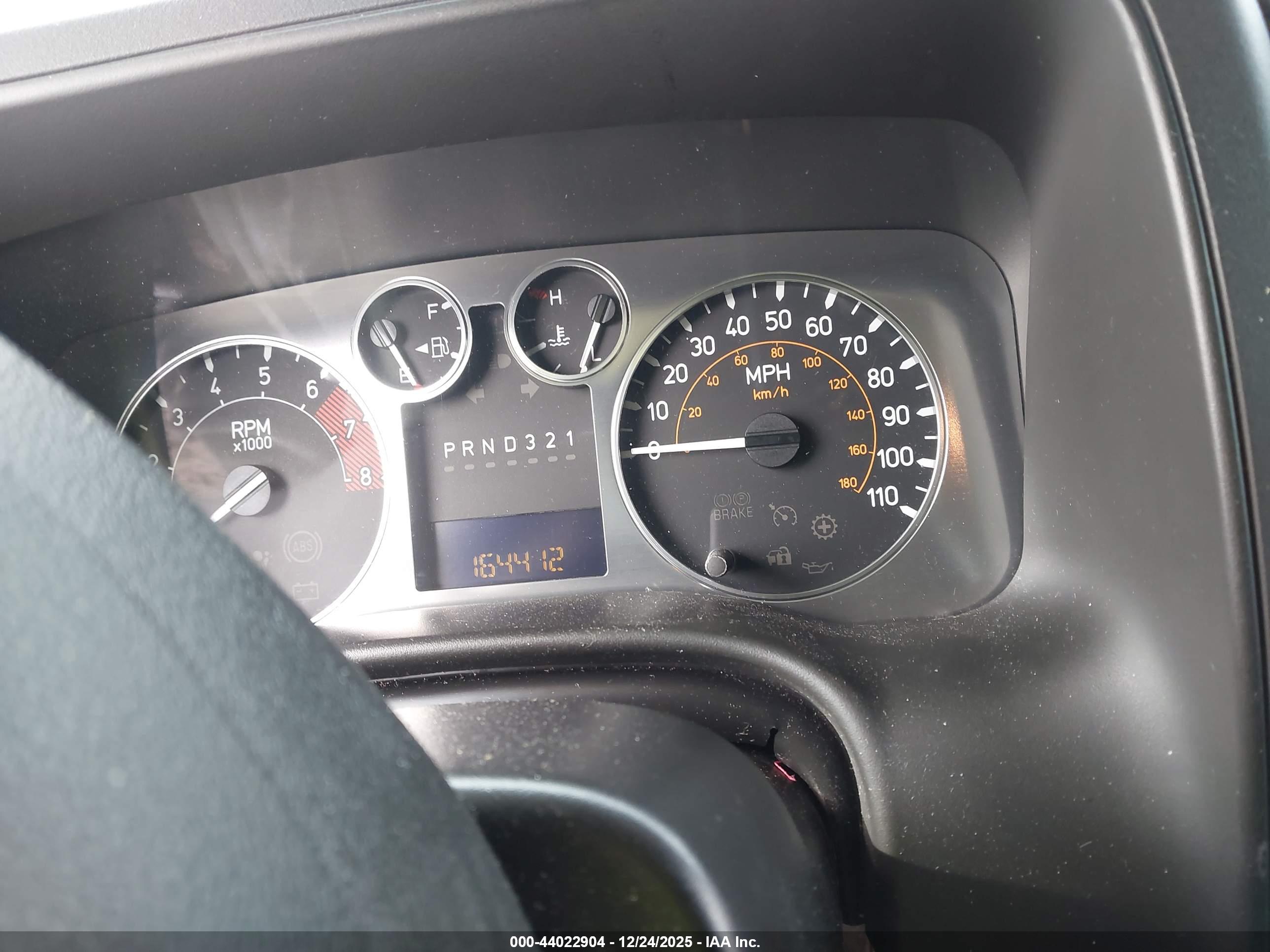 HUMMER H3 image 7