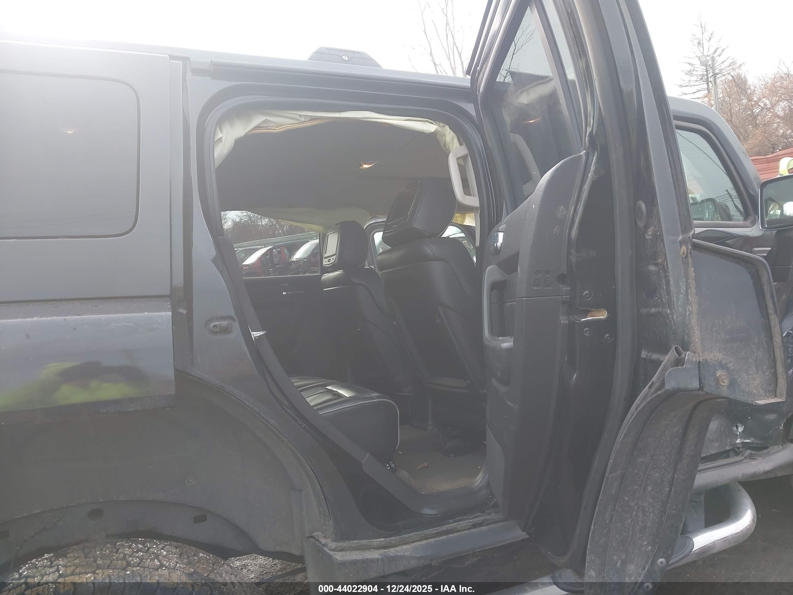 HUMMER H3 image 8