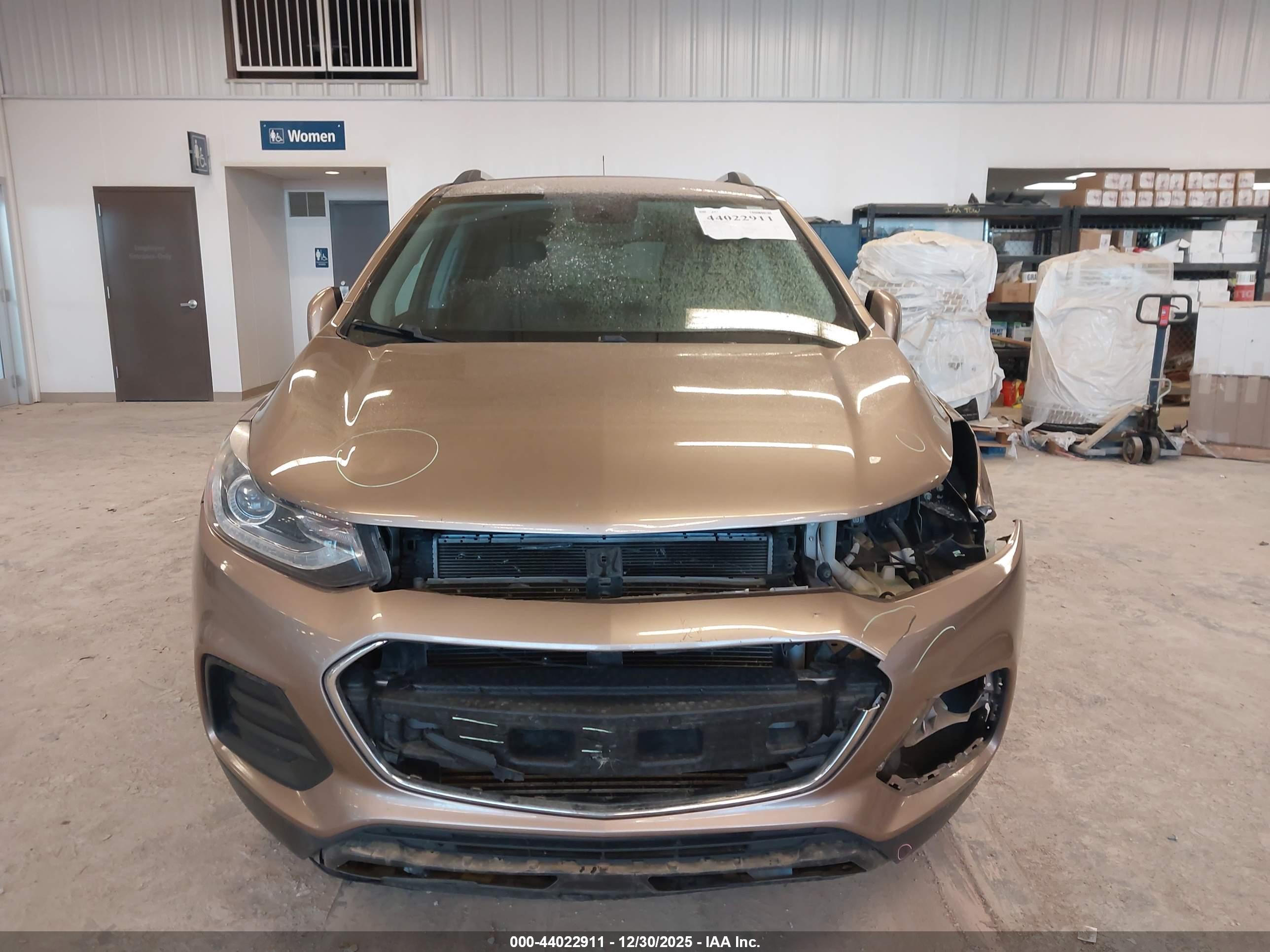CHEVROLET TRAX image 6