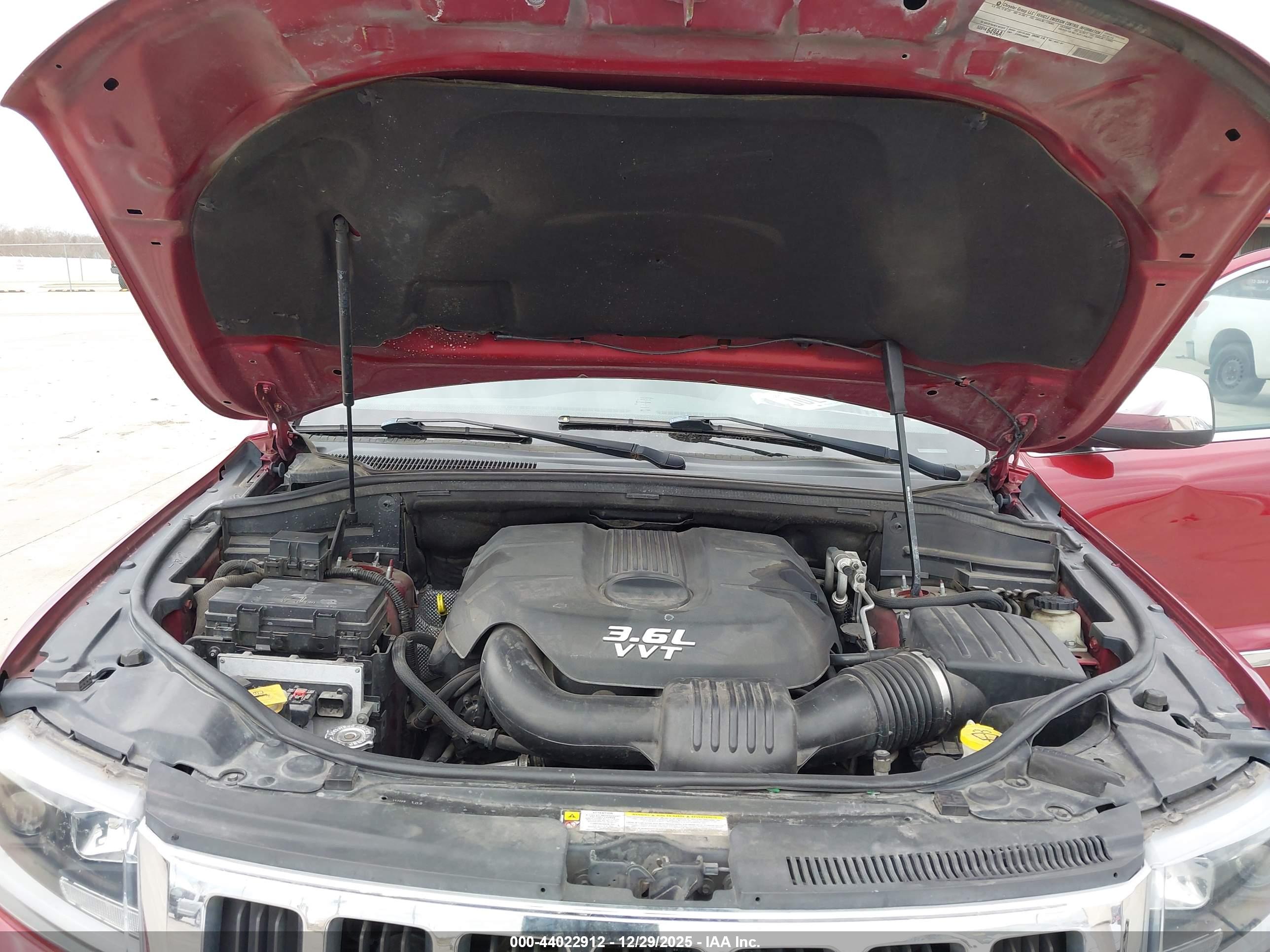 JEEP GRAND image 10