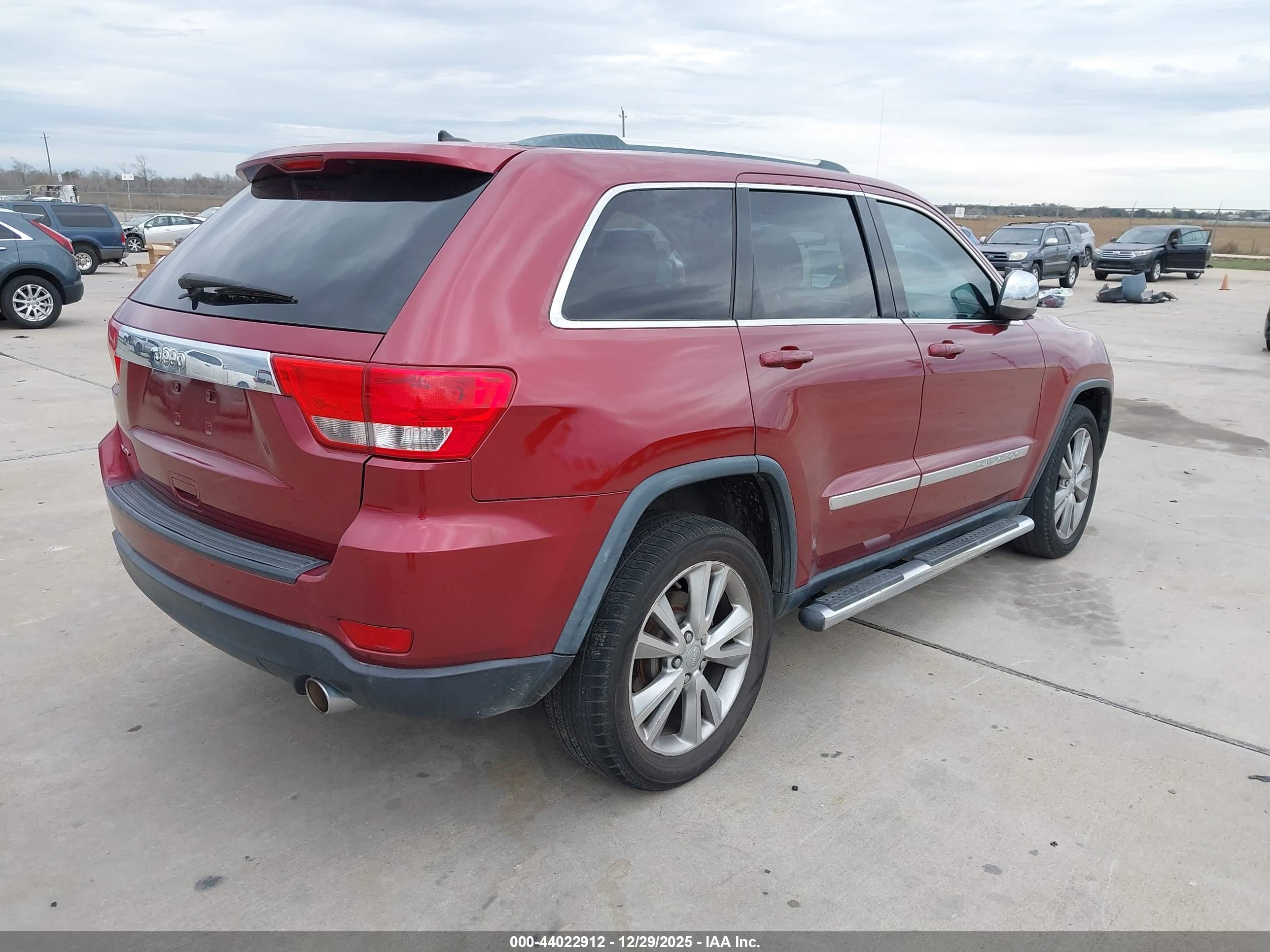 JEEP GRAND image 4
